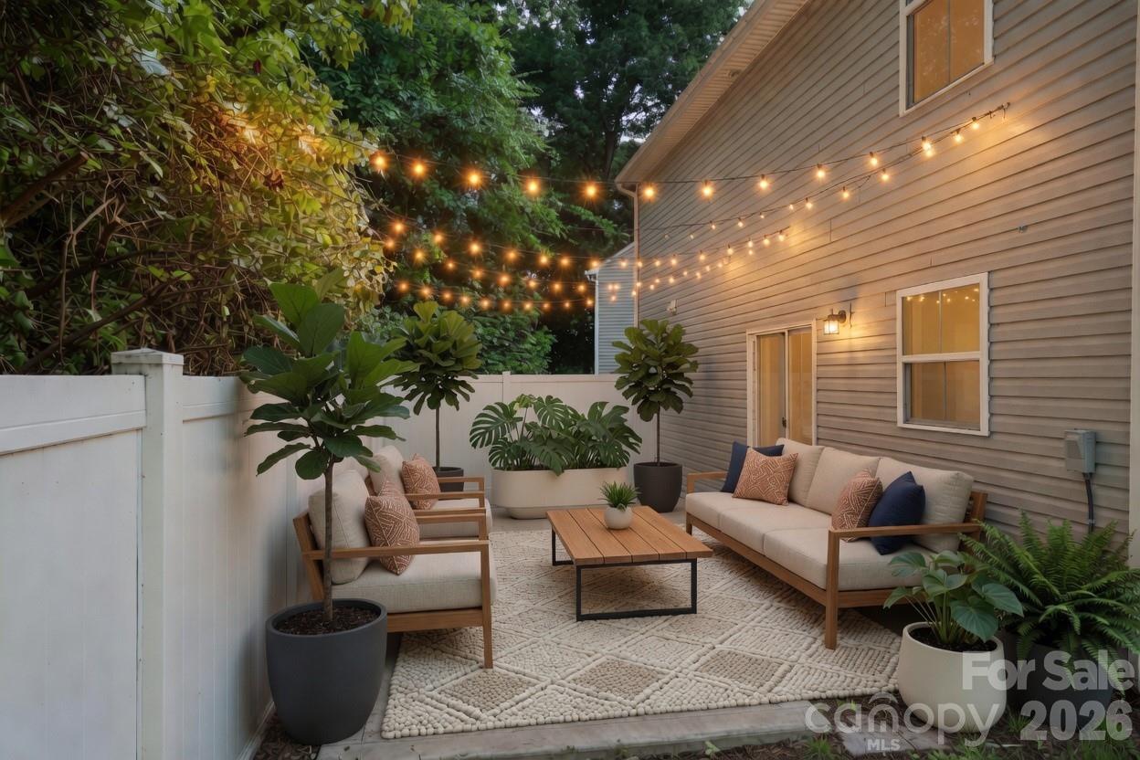 Independence Woods - Residential
