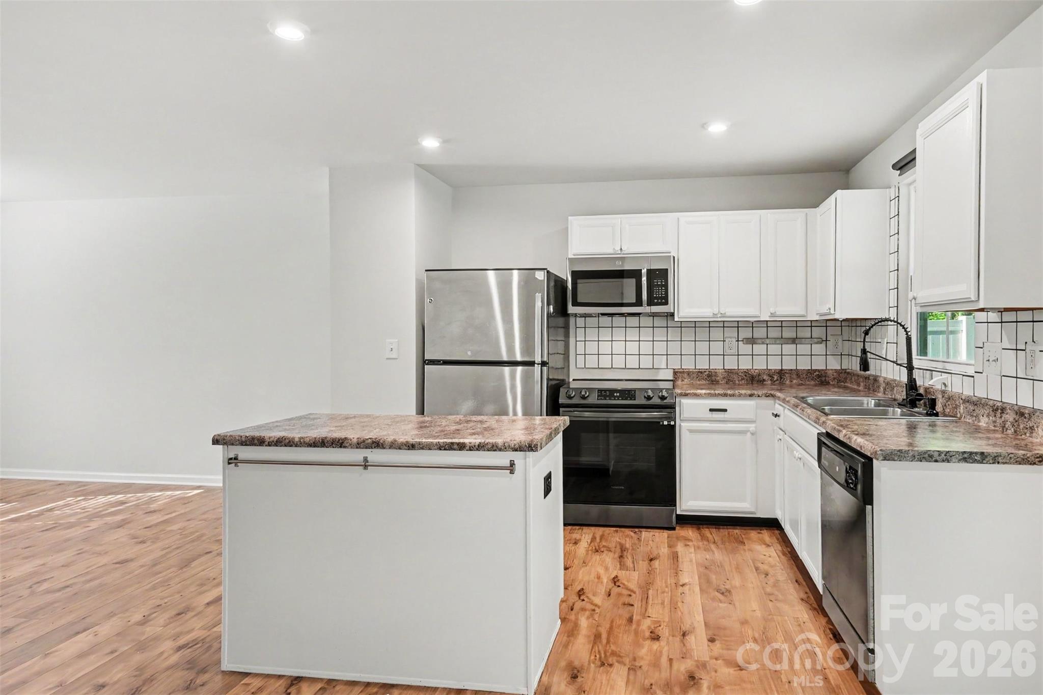 Independence Woods - Residential