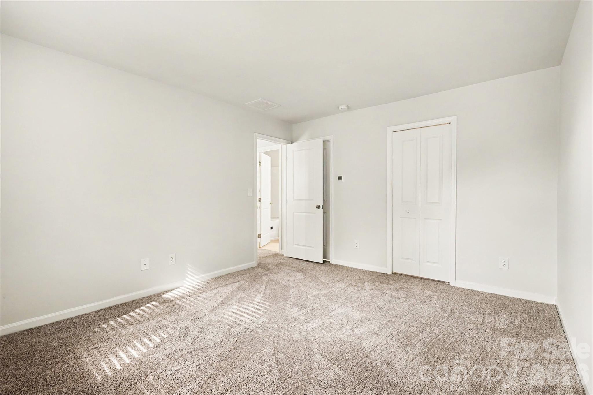 Independence Woods - Residential