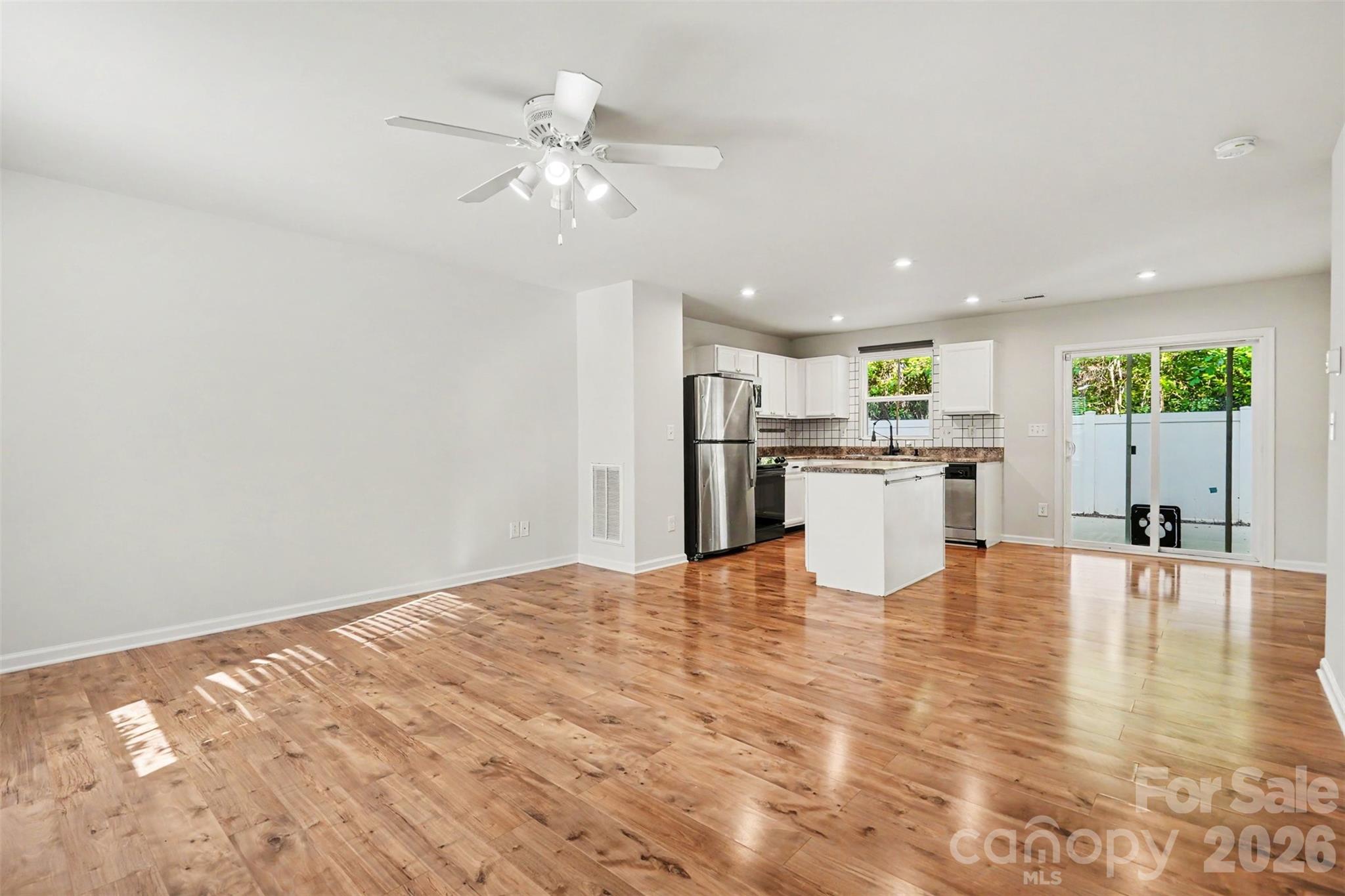 Independence Woods - Residential