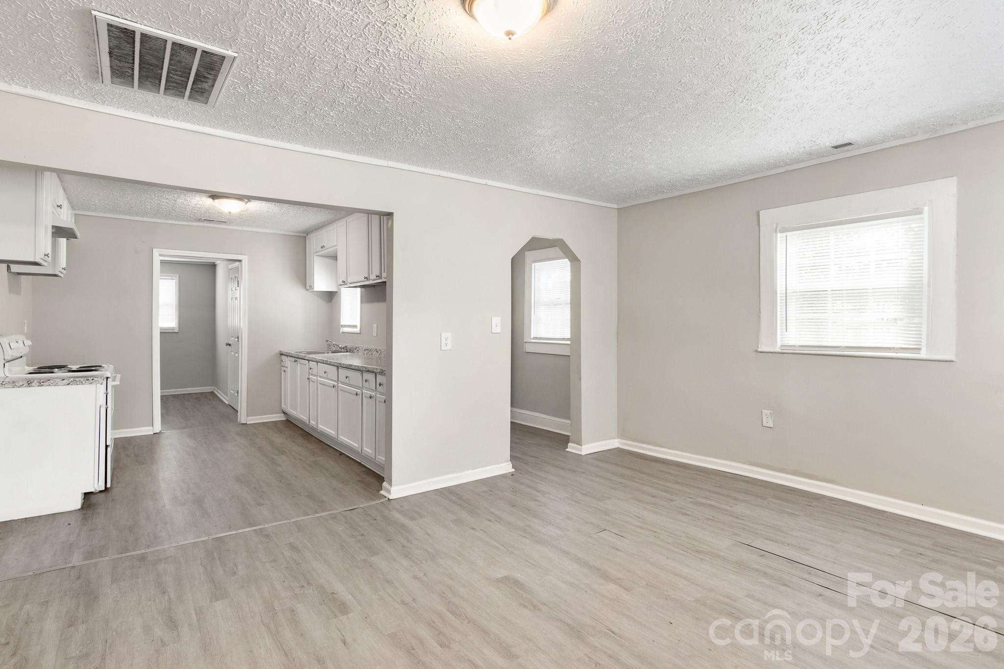 222 Glenwood - Residential