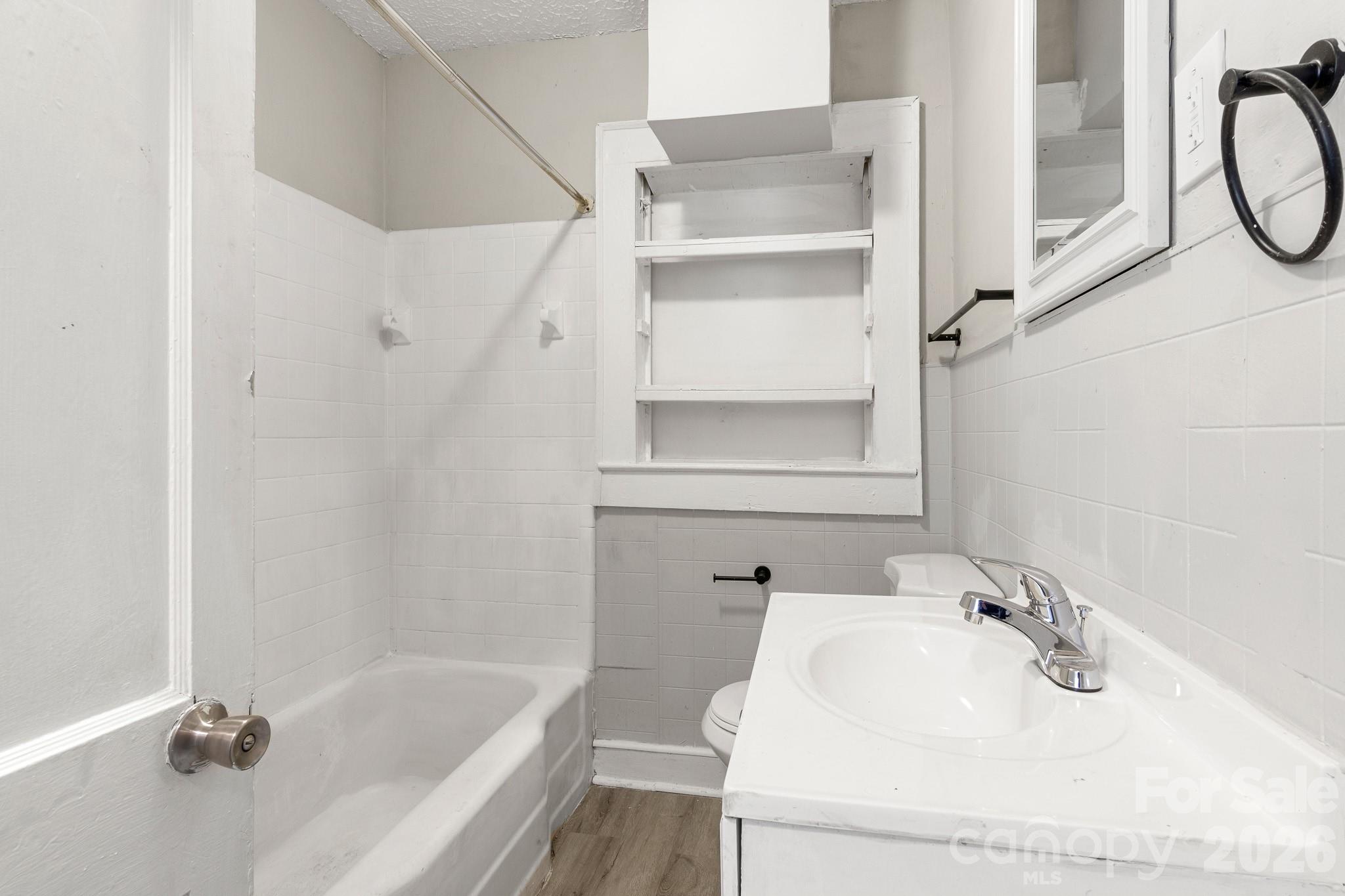 222 Glenwood - Residential