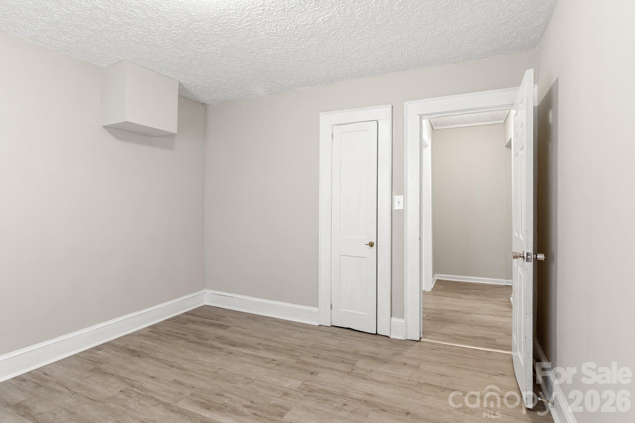 222 Glenwood - Residential