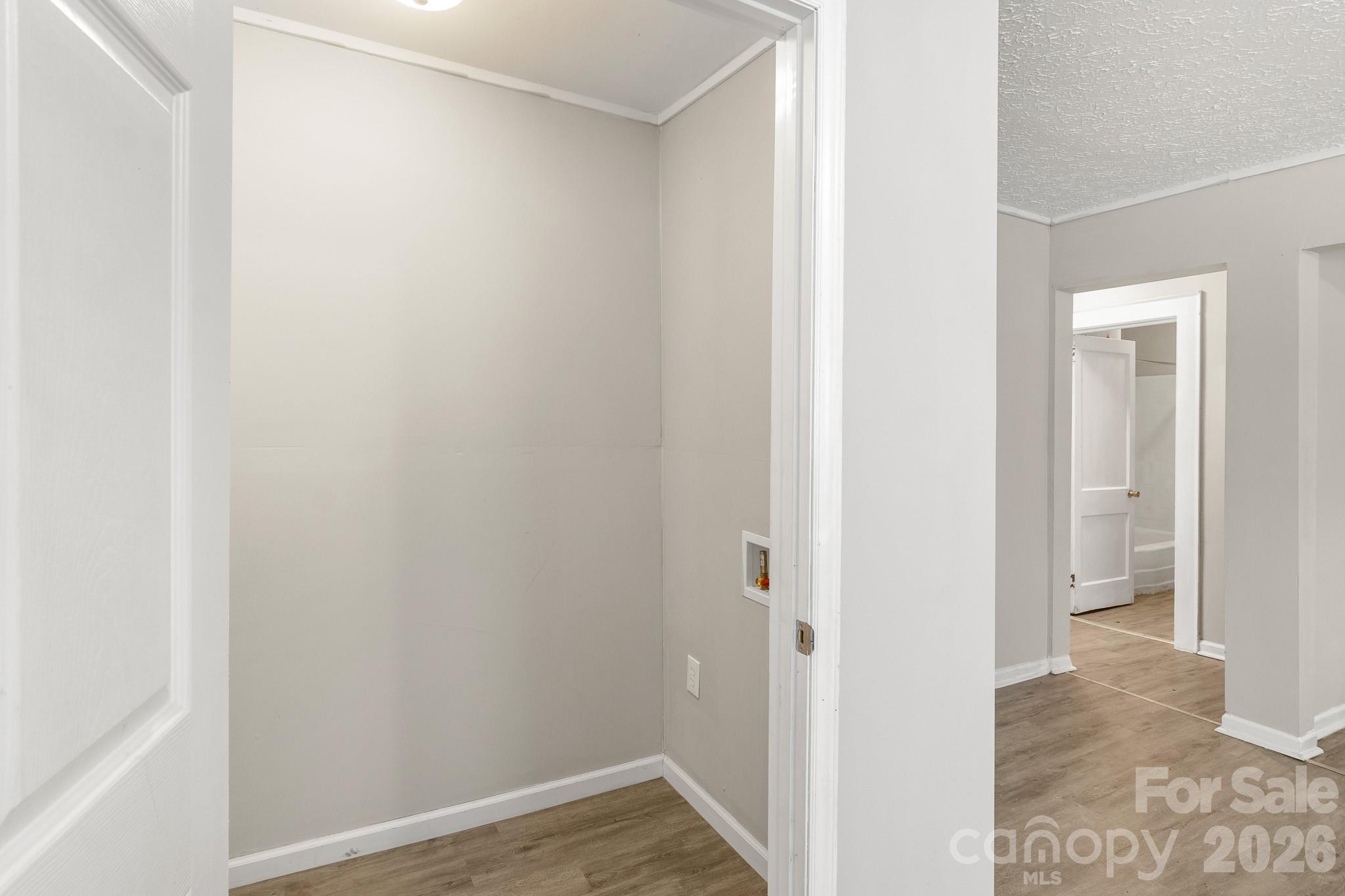 222 Glenwood - Residential
