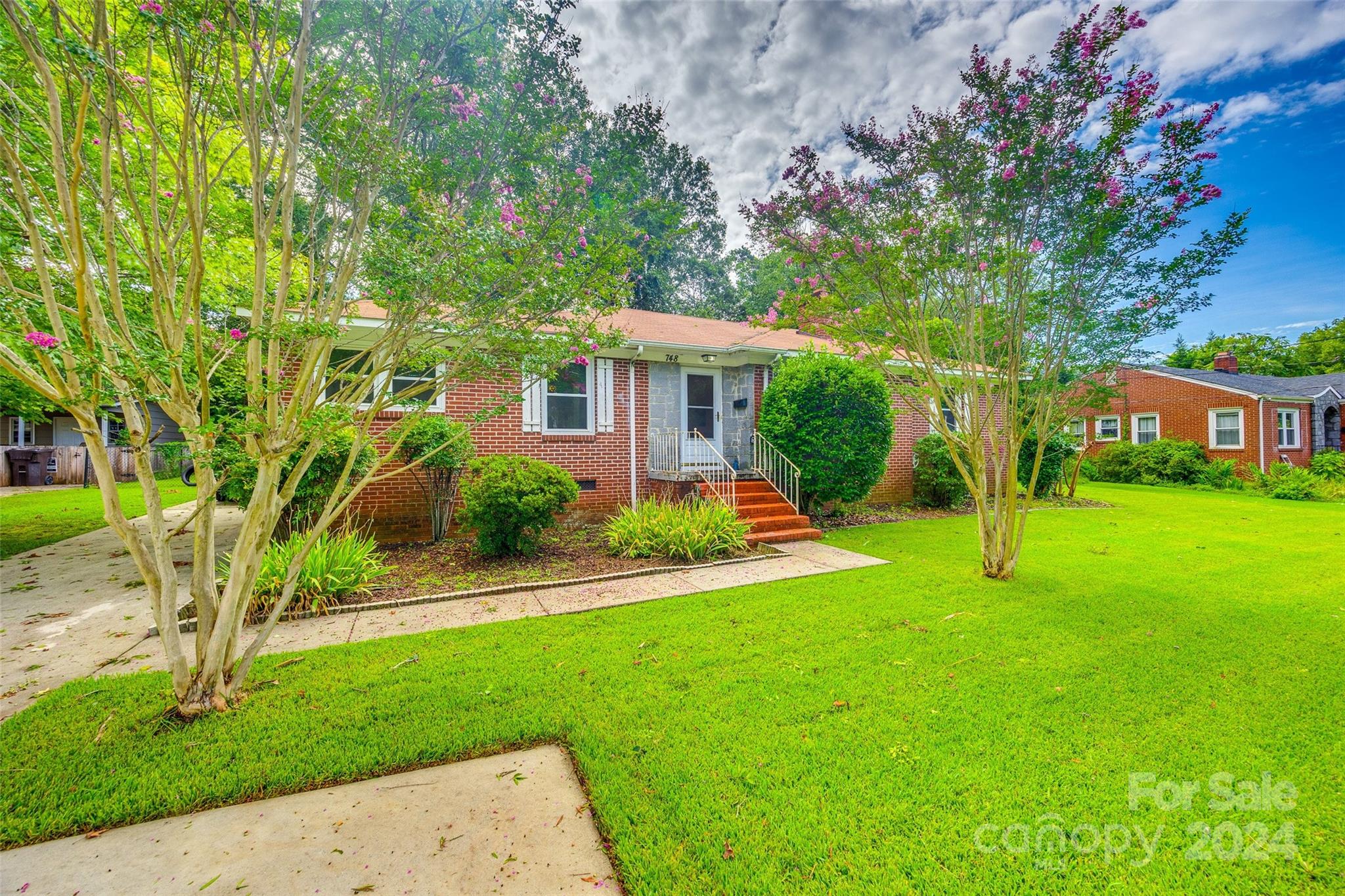 Colonial Heights - Residential