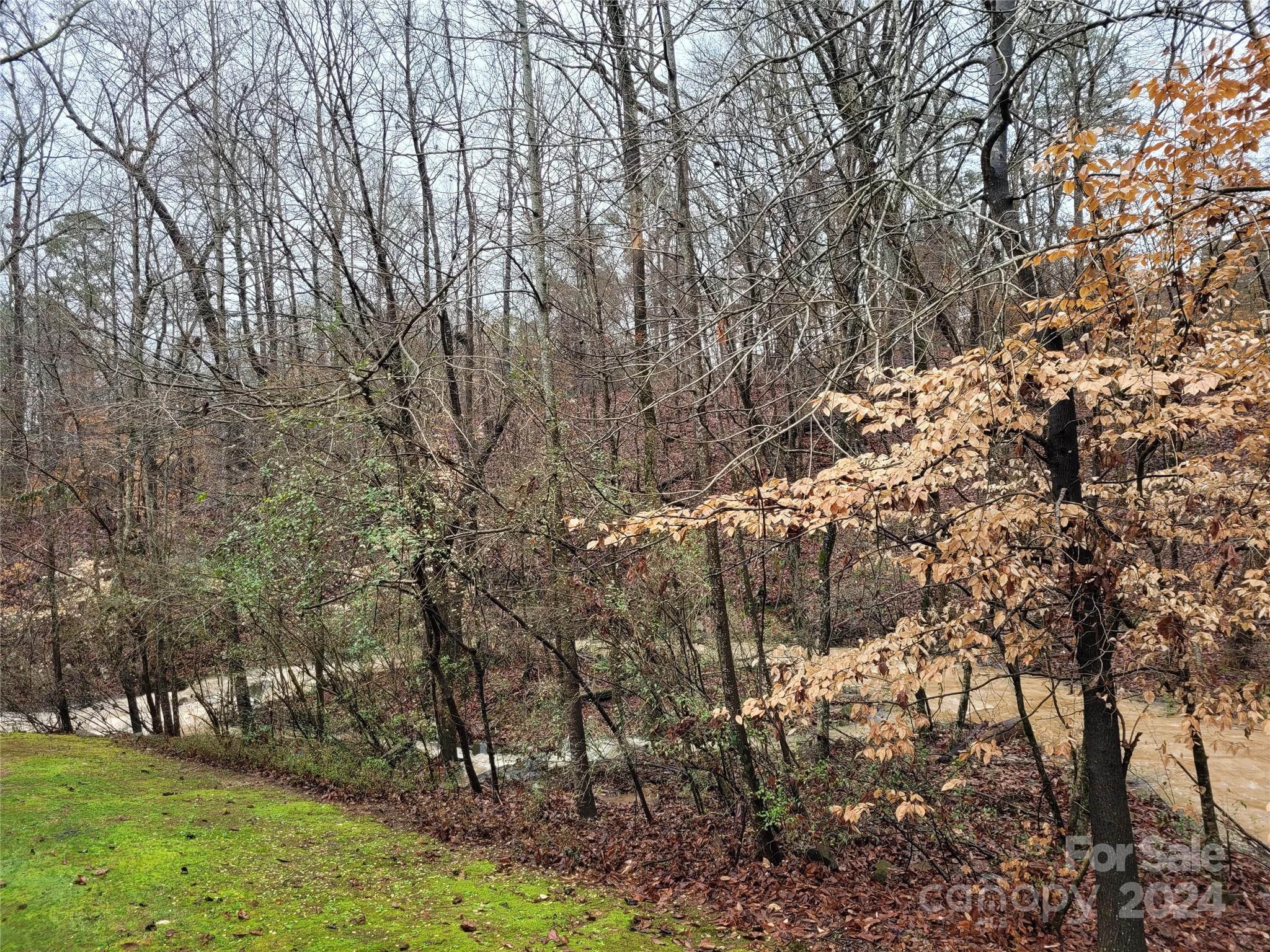 Cascades at River Crossing - Residential
