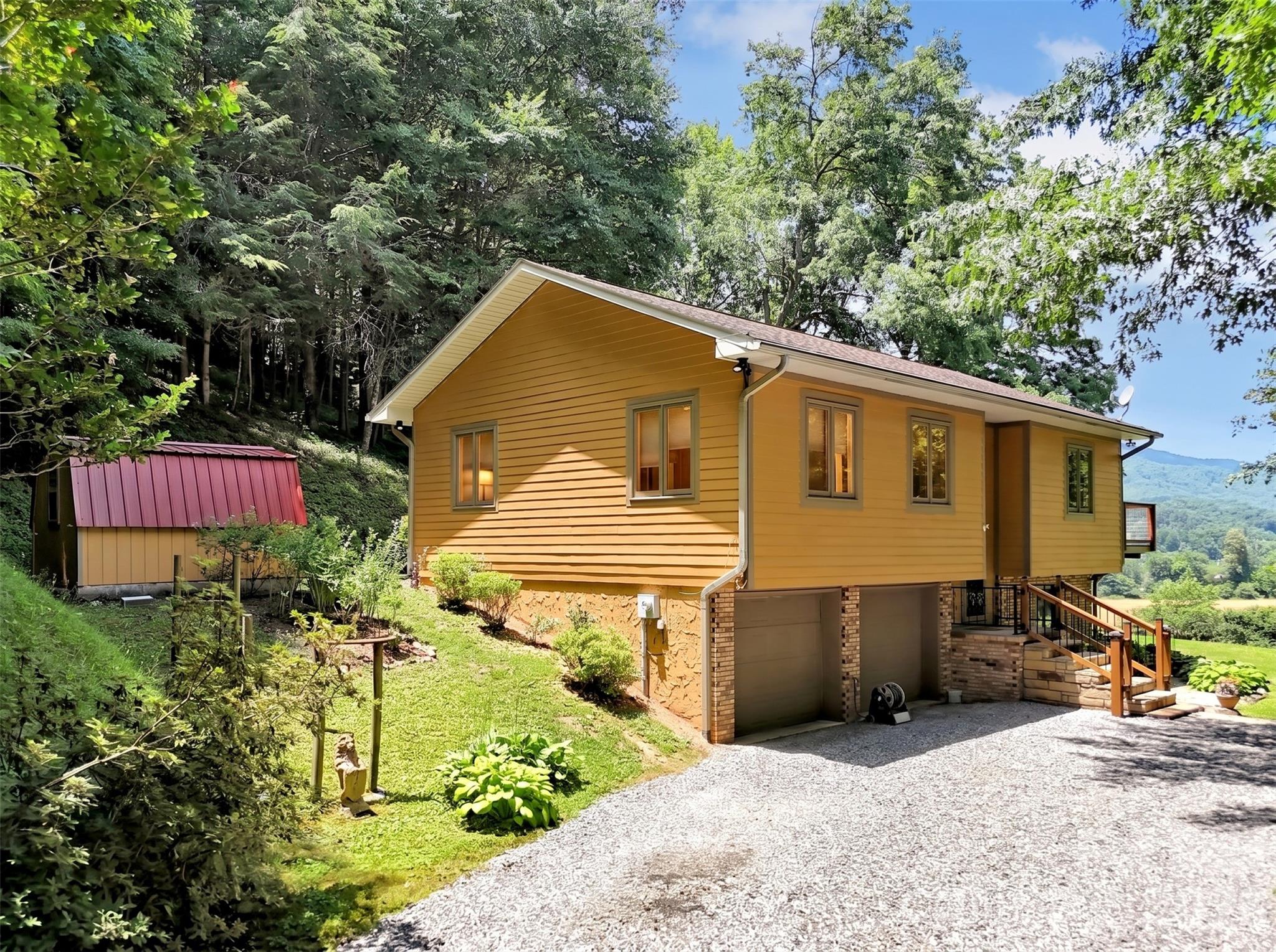J Creek Estates - Residential