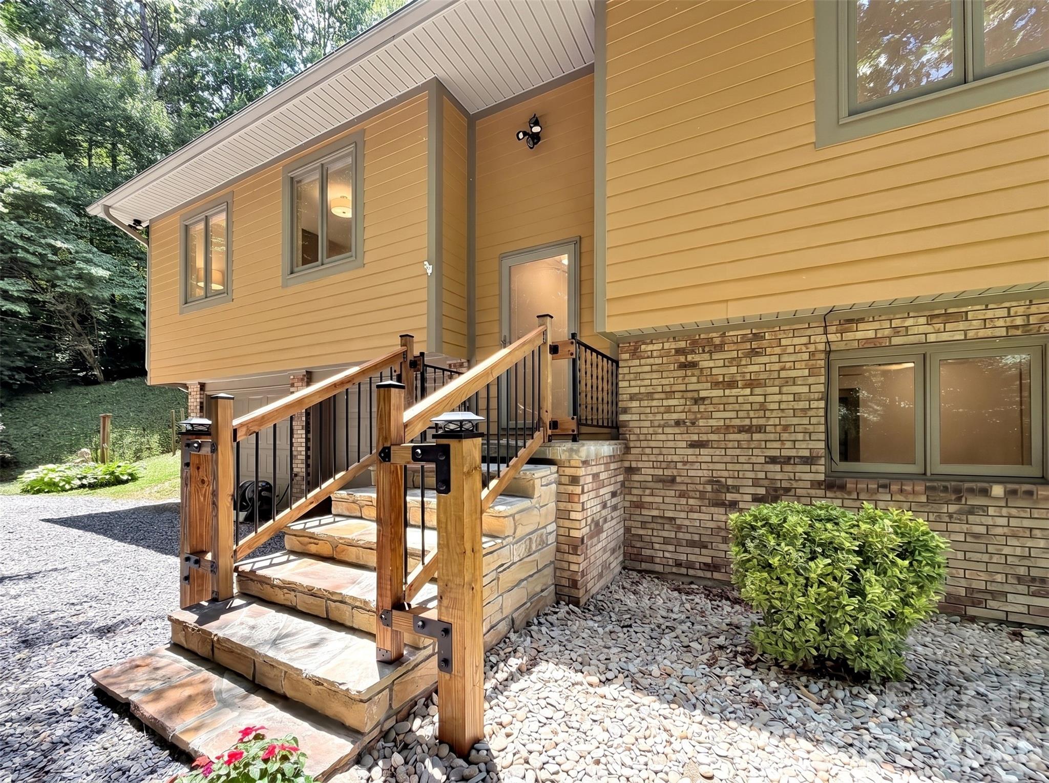 J Creek Estates - Residential