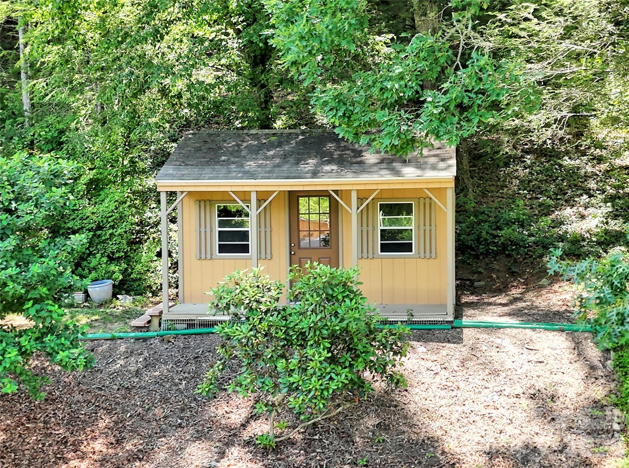 J Creek Estates - Residential