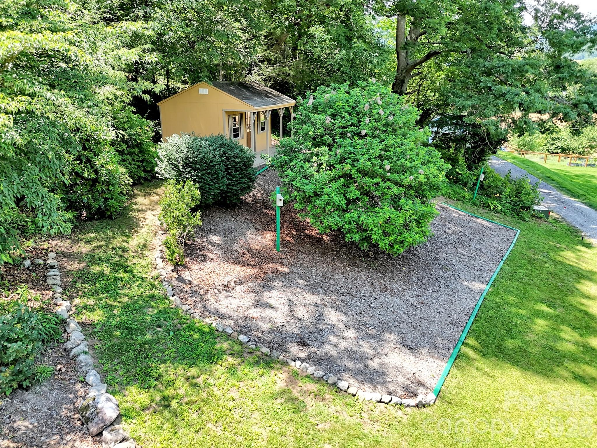 J Creek Estates - Residential