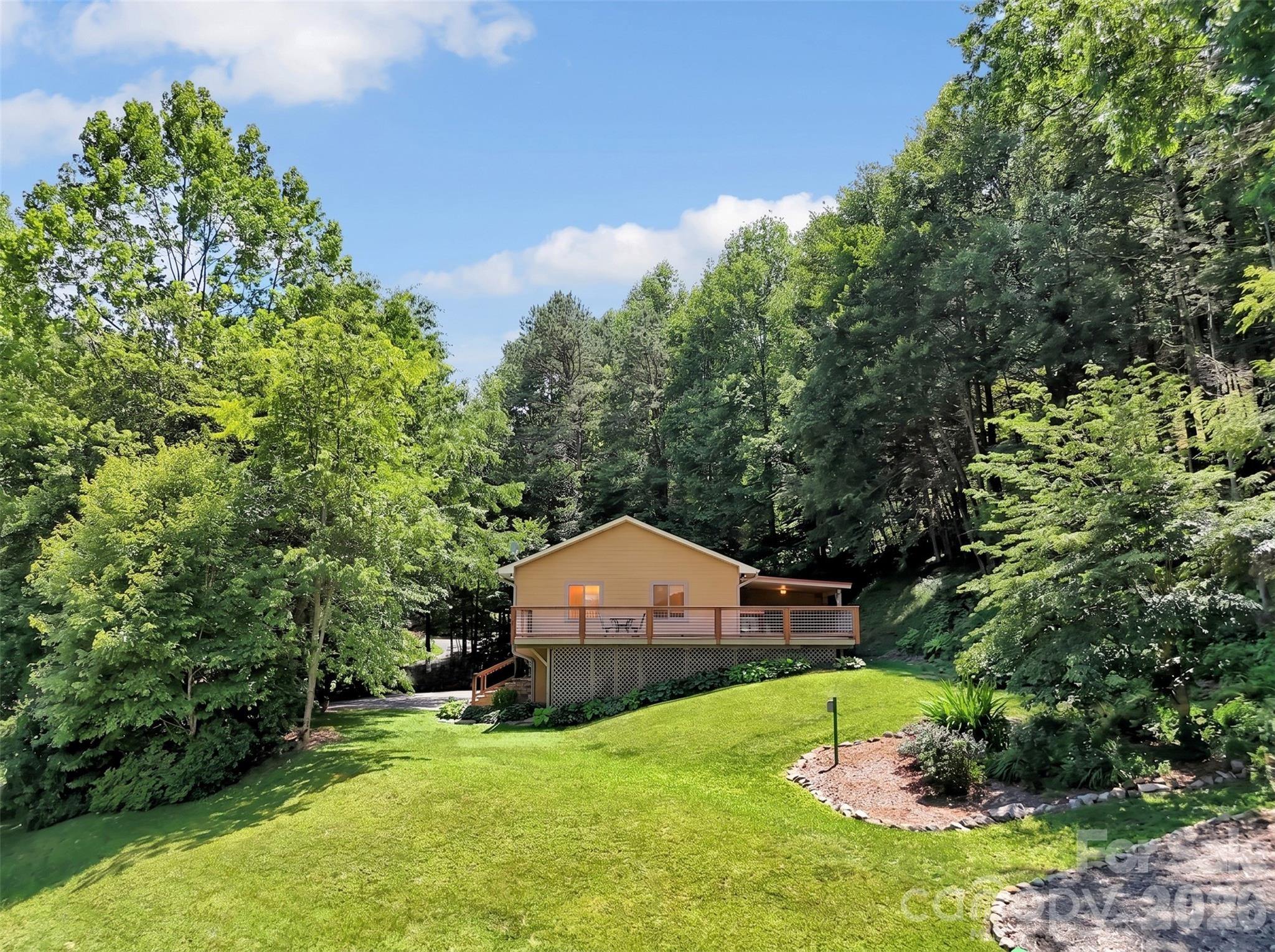 J Creek Estates - Residential