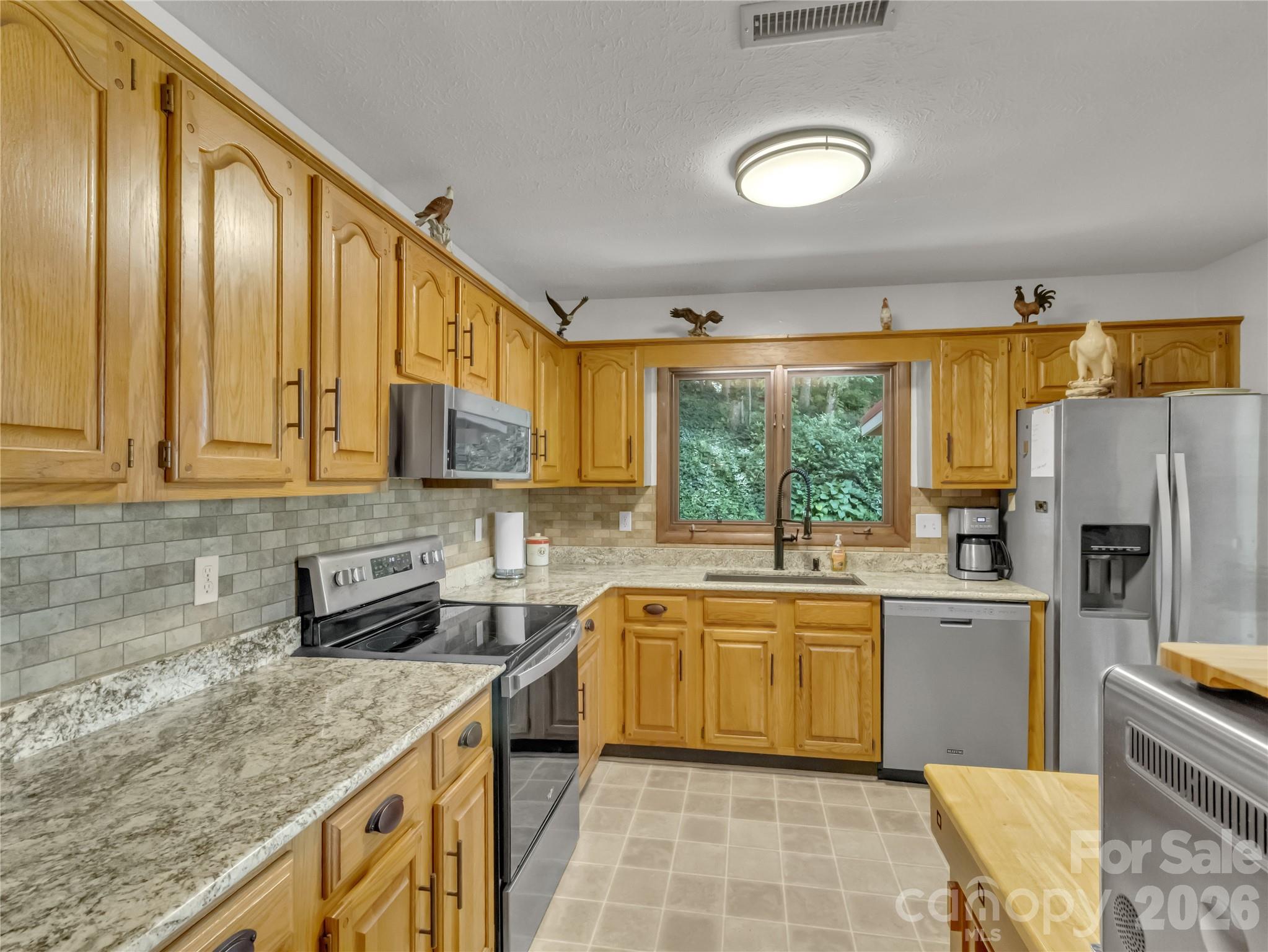 J Creek Estates - Residential
