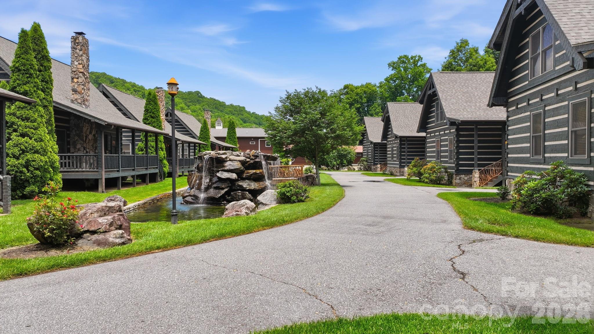 THE VILLAGE AT TWIN FALLS - Residential
