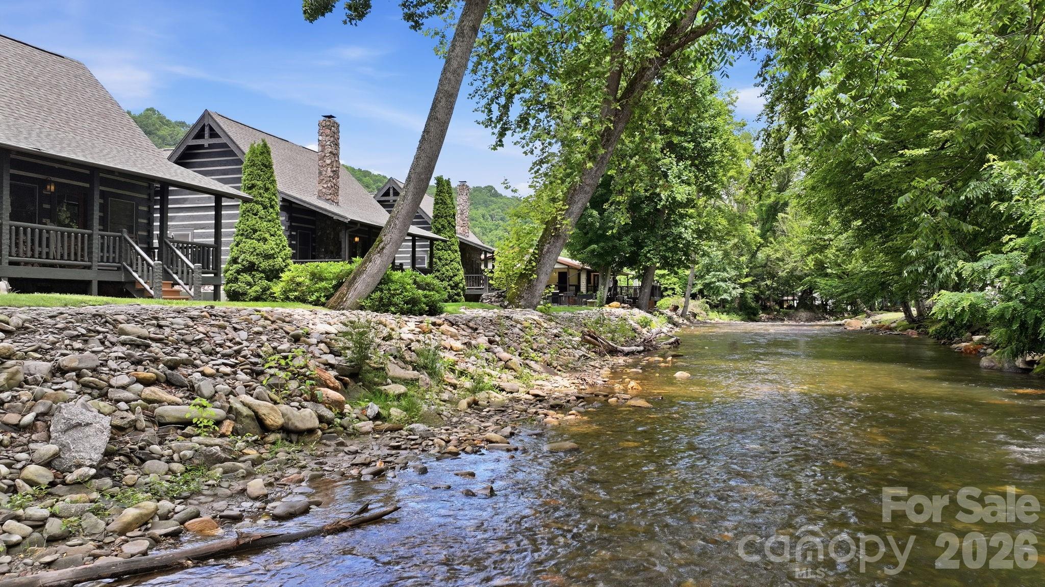 THE VILLAGE AT TWIN FALLS - Residential