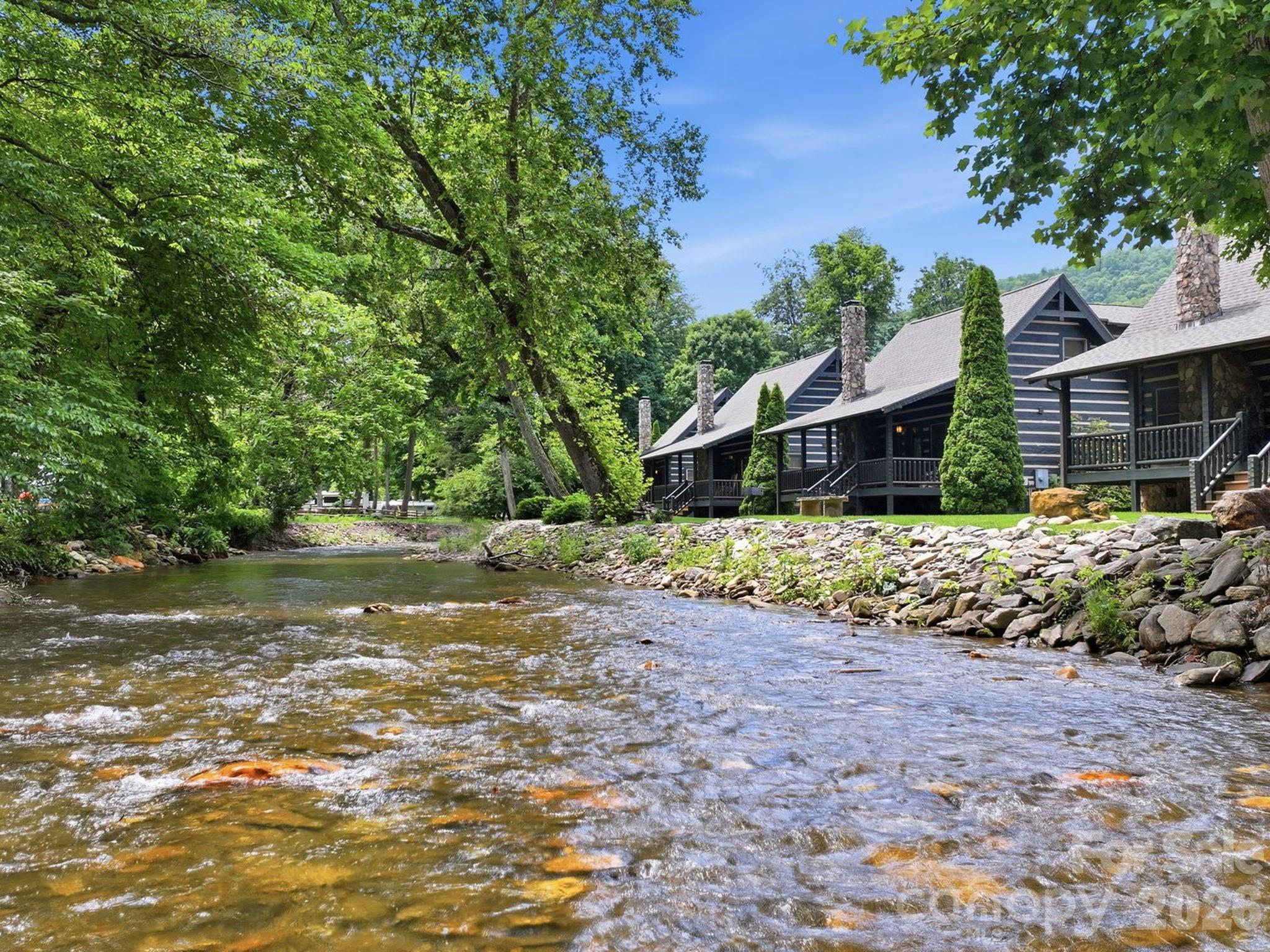 THE VILLAGE AT TWIN FALLS - Residential