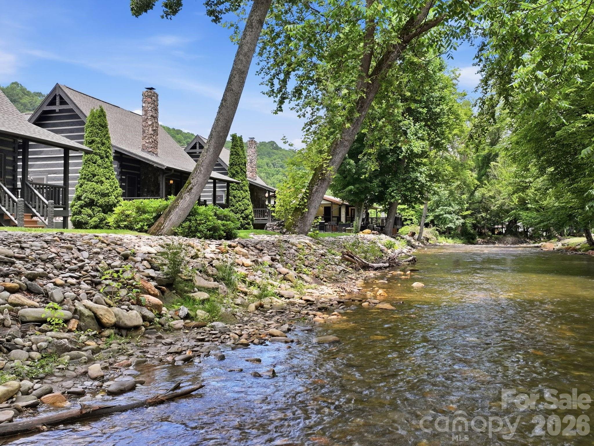 THE VILLAGE AT TWIN FALLS - Residential