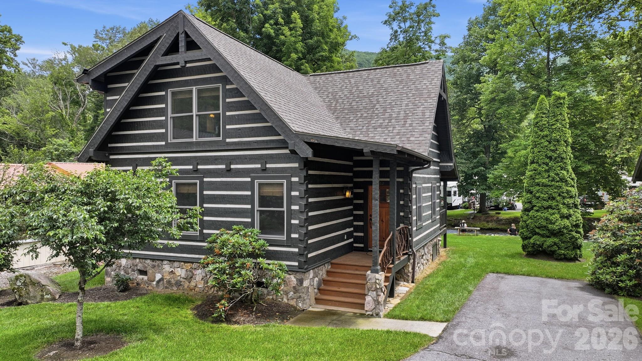 THE VILLAGE AT TWIN FALLS - Residential