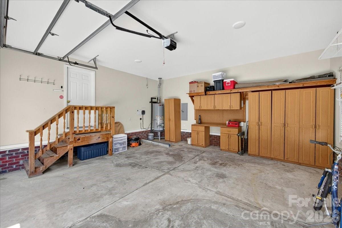 Lynrose Court - Residential
