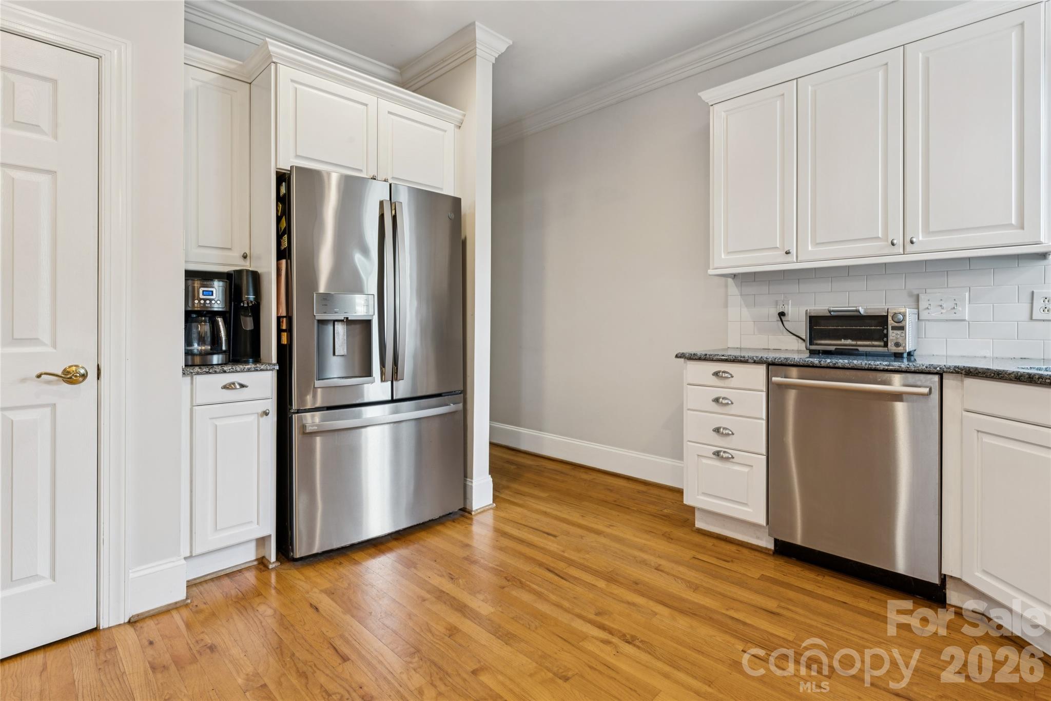 Lynrose Court - Residential