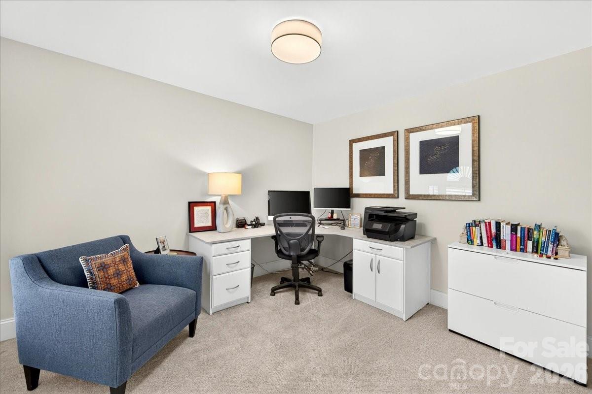 Lynrose Court - Residential