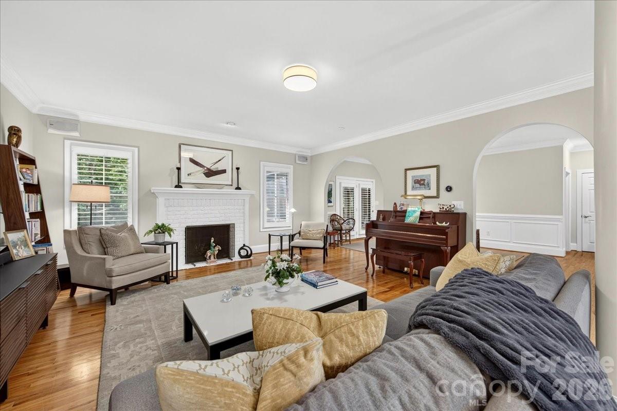 Lynrose Court - Residential