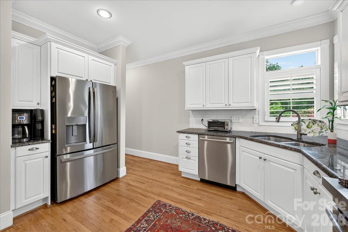 Lynrose Court - Residential
