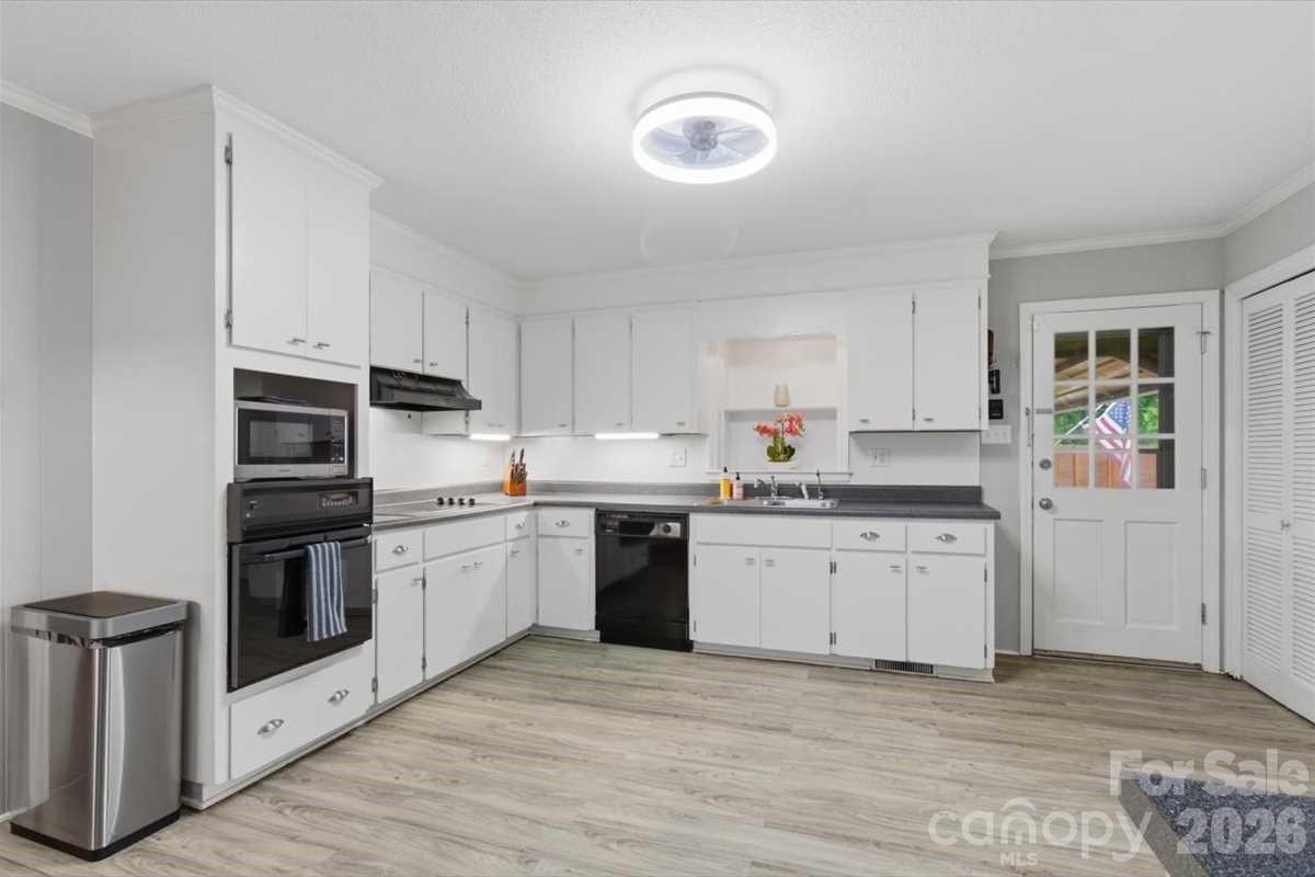 Camelot Woods - Residential