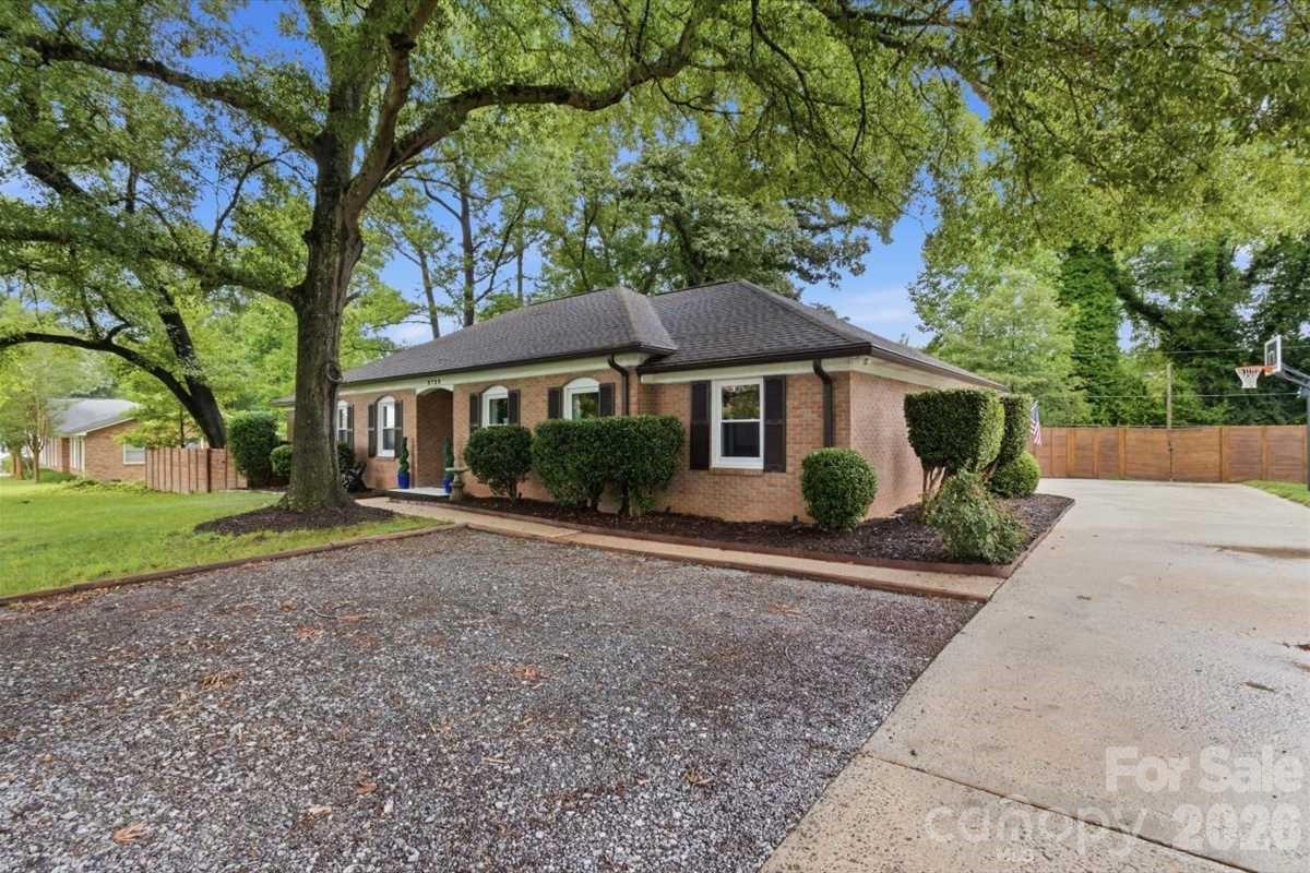 Camelot Woods - Residential