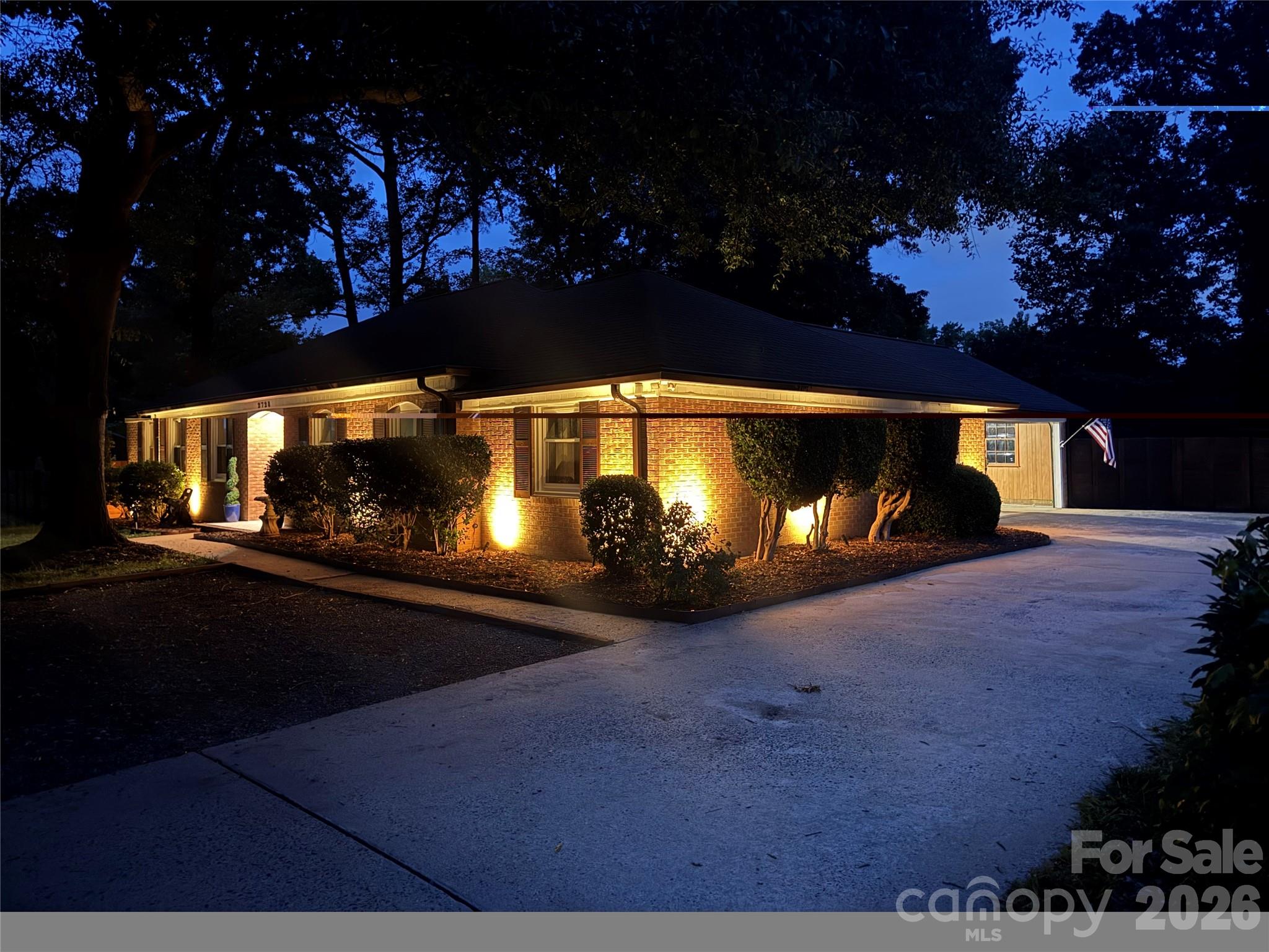 Camelot Woods - Residential