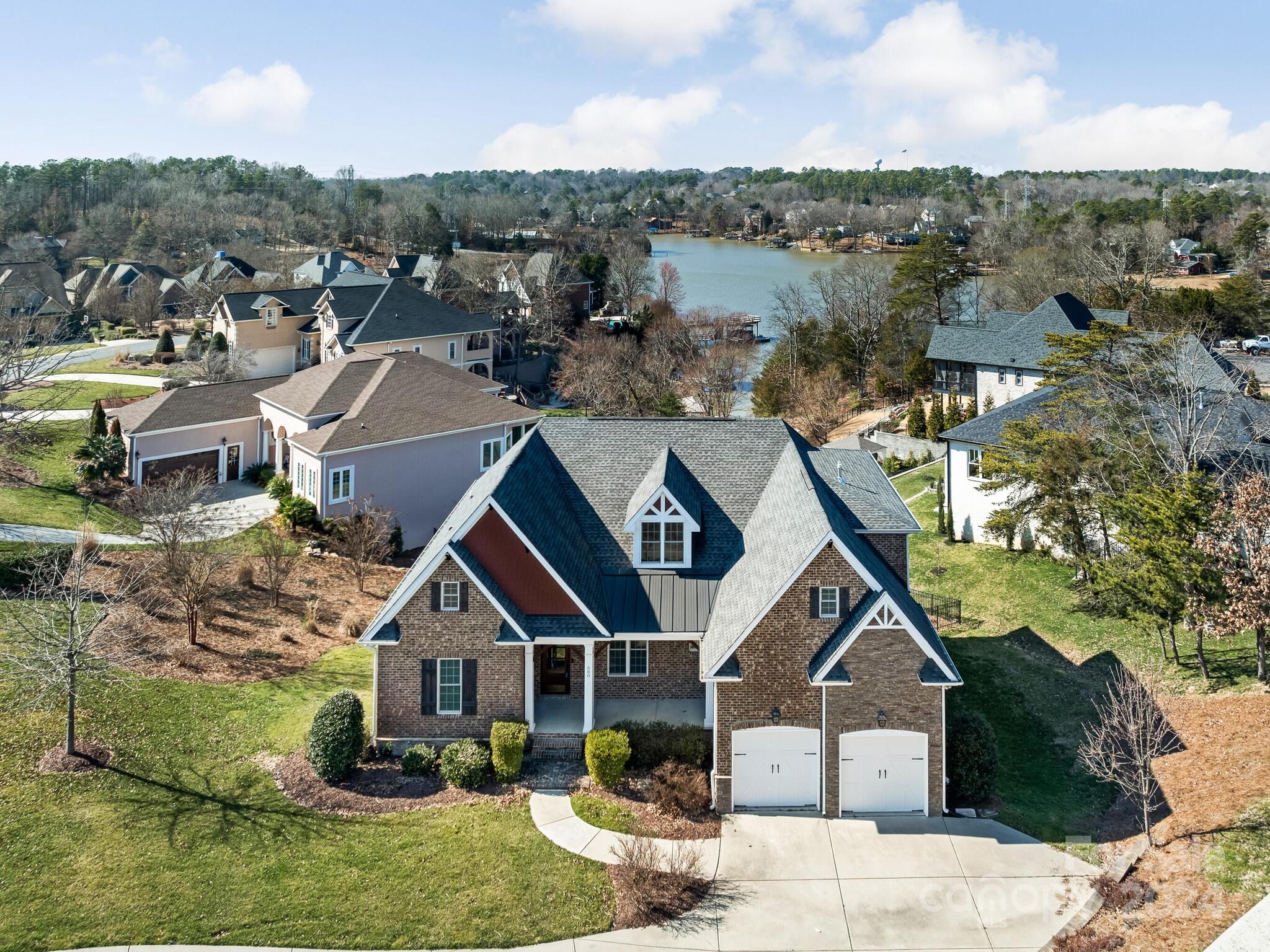 River Lake - Residential