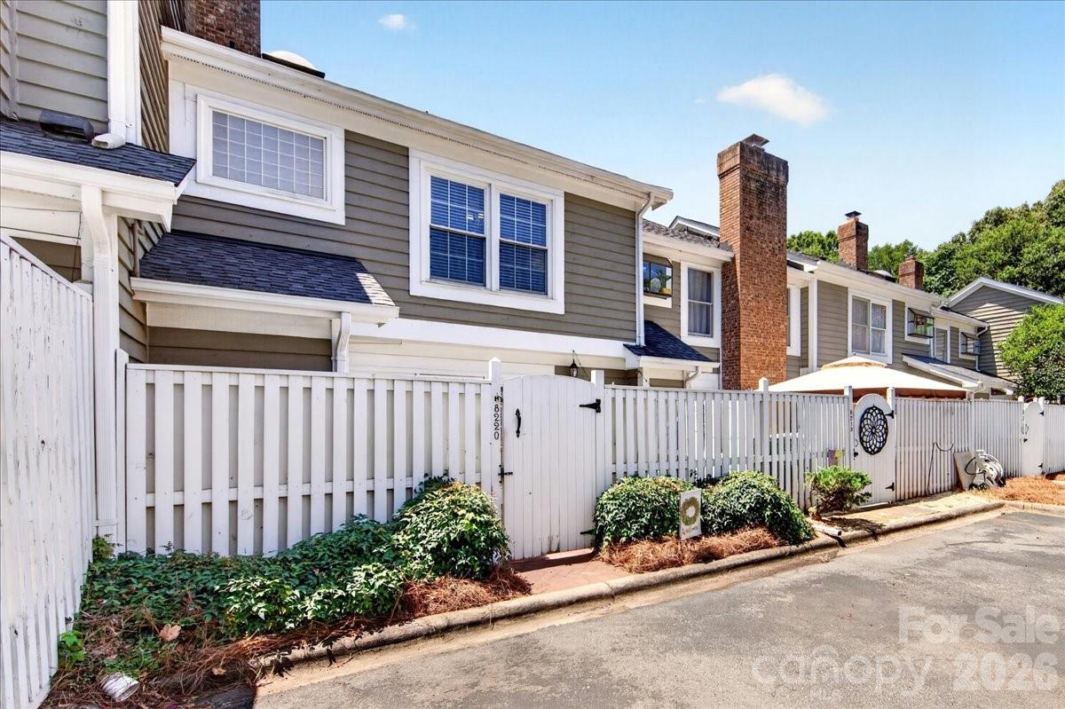 The Gates at Quail Hollow - Residential