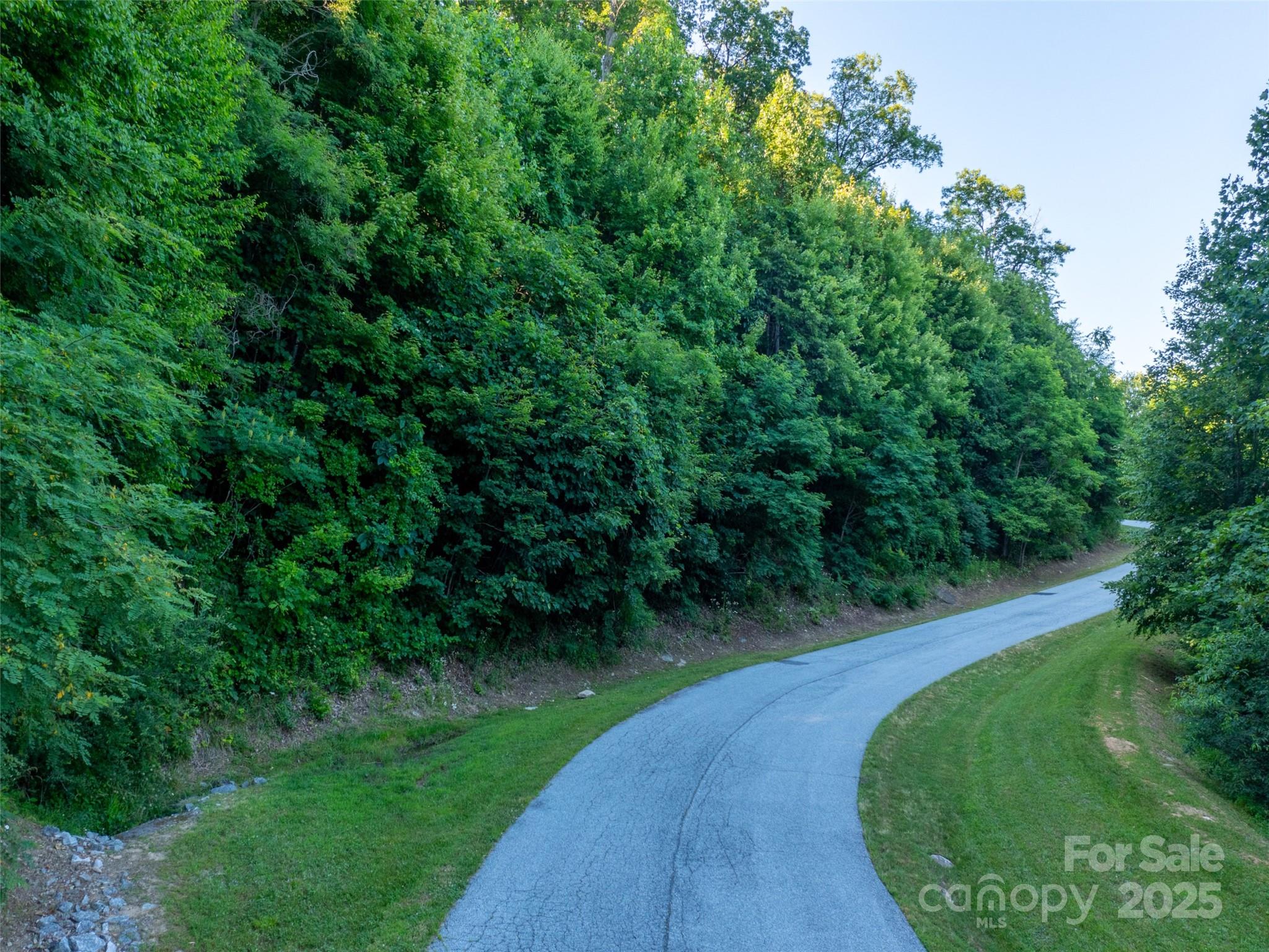 Grand Oaks - Land