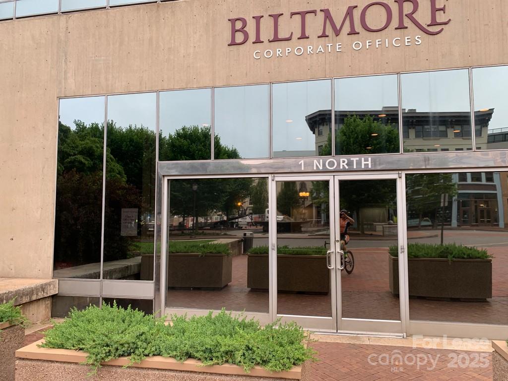 The Biltmore Bldg. offers quality that is nearly unmatched in downtown Asheville.  The property is located in the heart of downtown Asheville surrounded by all the wonderful amenities that Asheville has to offer.  The Building has 24 secure access with a lobby security during business hours.  These suites have high quality finishes with views of downtown and the surrounding mountains.  There are multiple individual suites on the 3rd and 4th floors.  Both floors have a shared kitchenette.