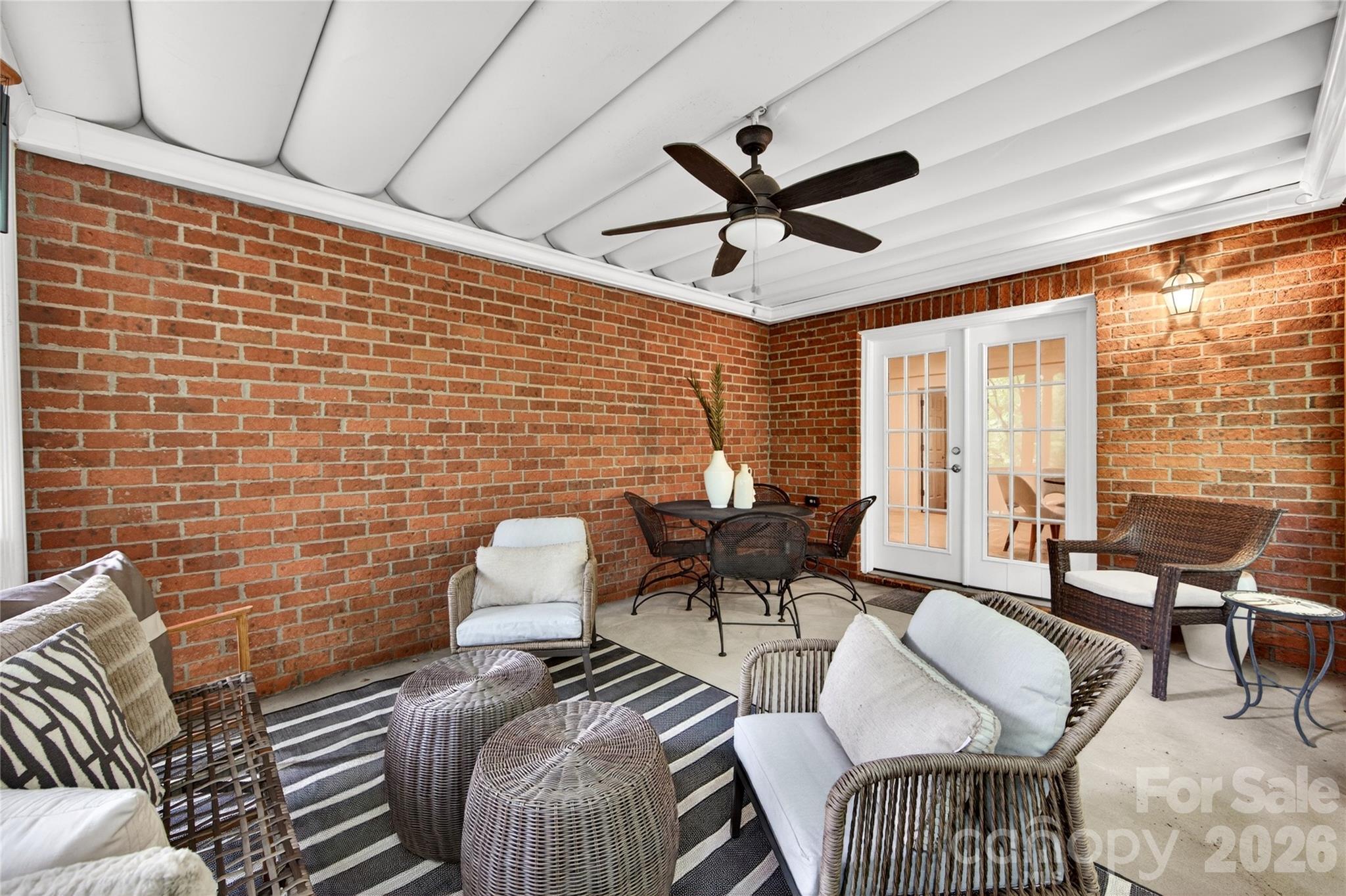 Windsor Oaks - Residential