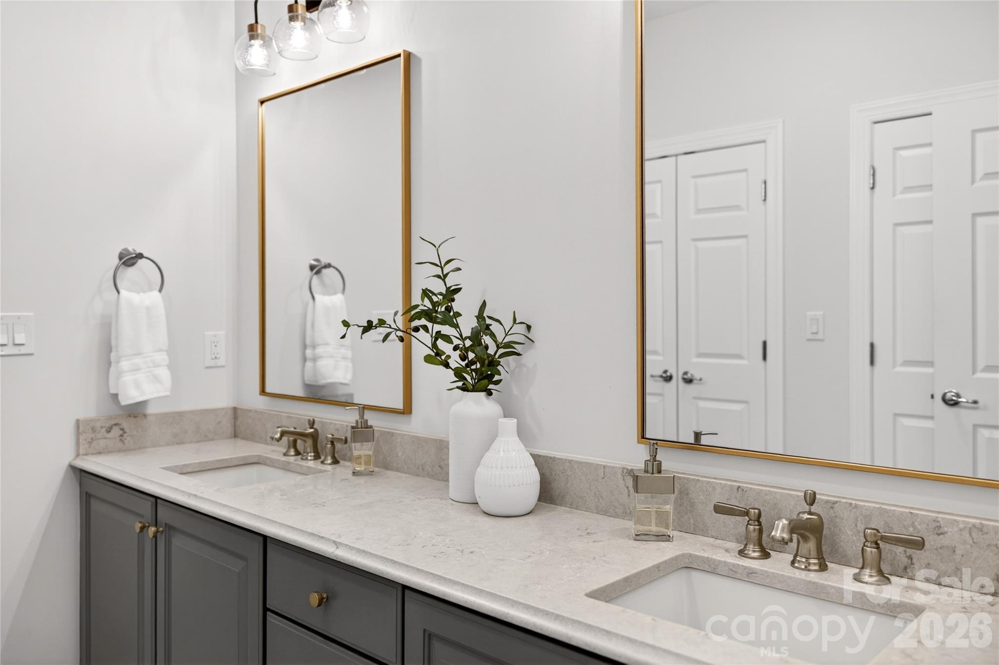 Windsor Oaks - Residential