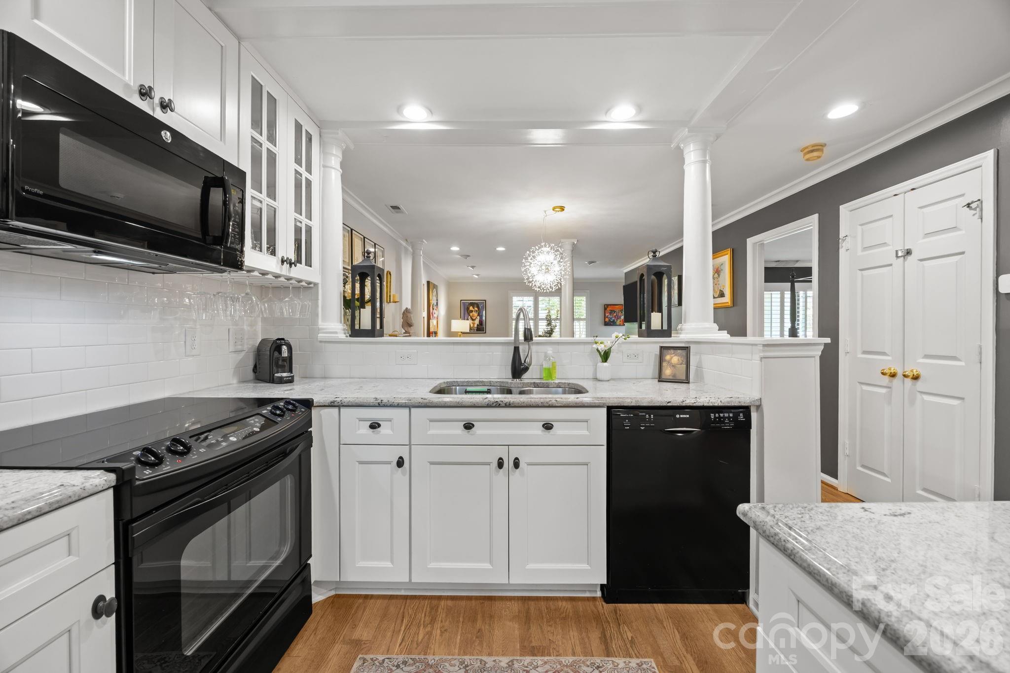 Queens Station - Residential