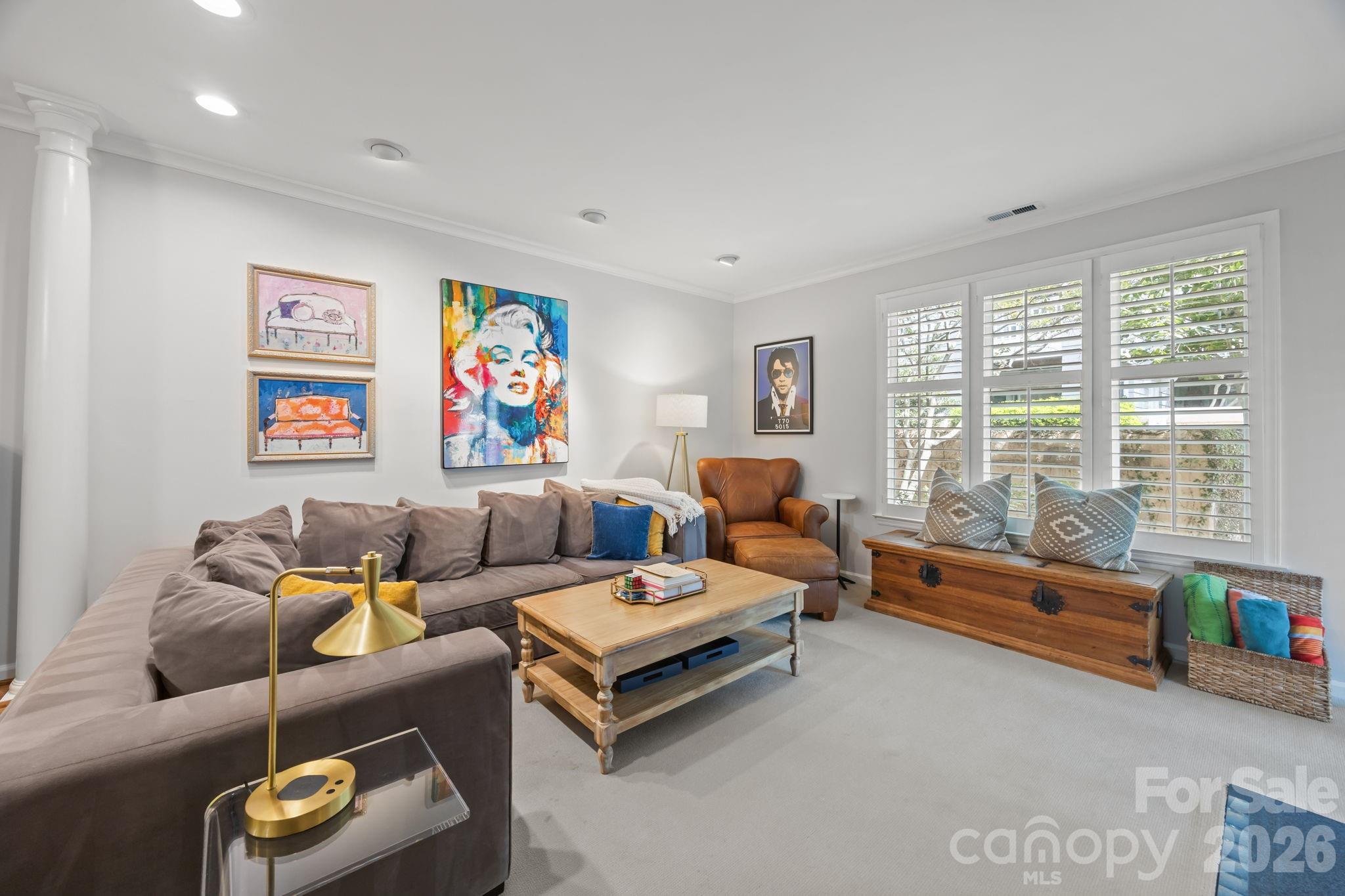 Queens Station - Residential