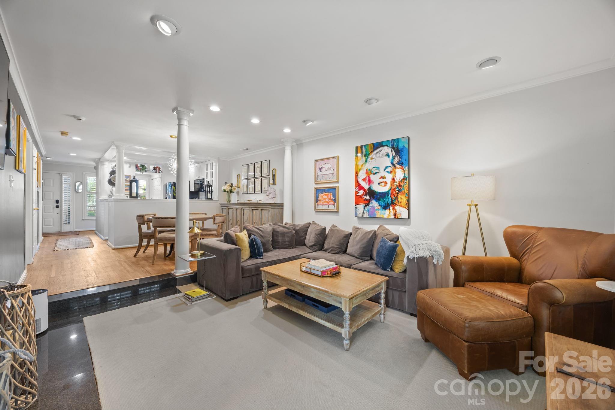 Queens Station - Residential