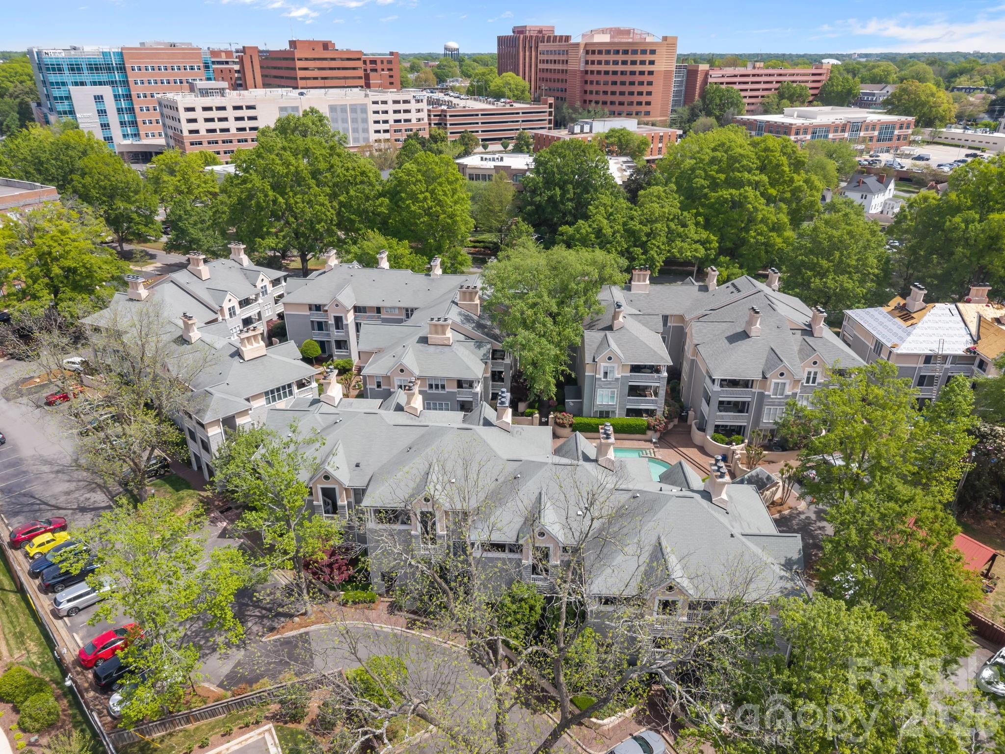Queens Station - Residential