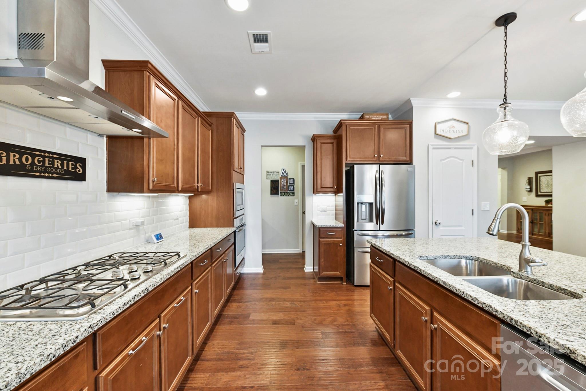 Cameron Creek - Residential