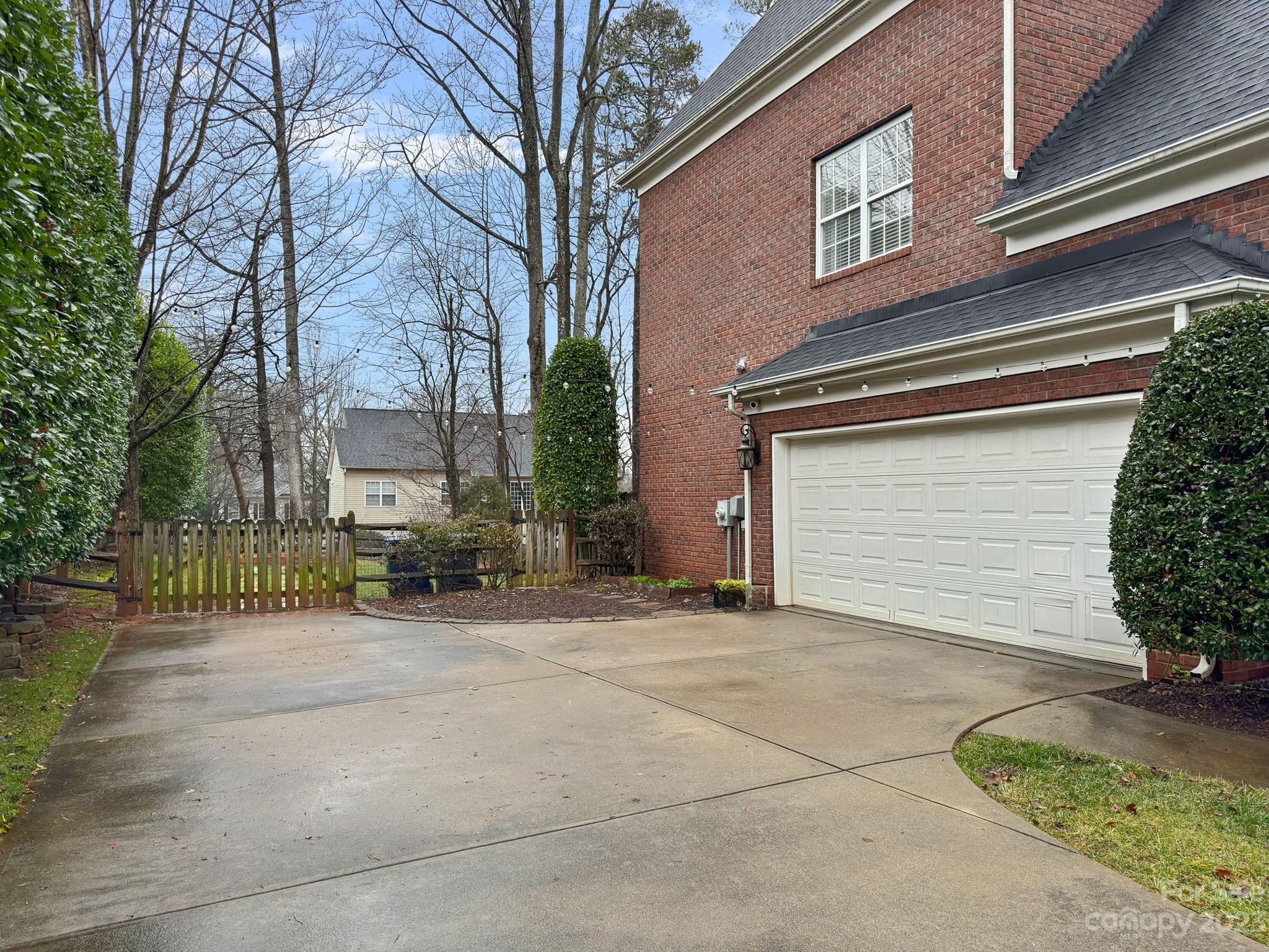 Macaulay - Residential
