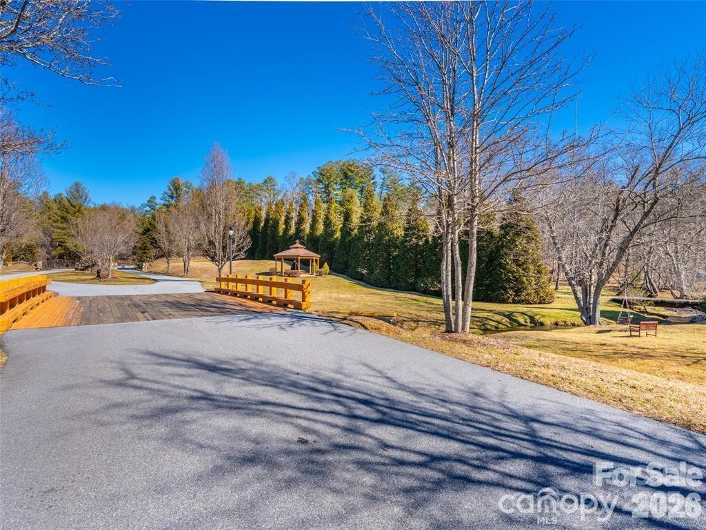Monarch Estates - Land