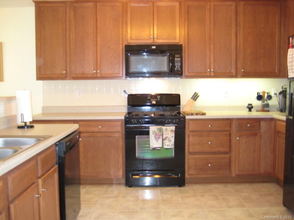 Sandy Pointe - Residential