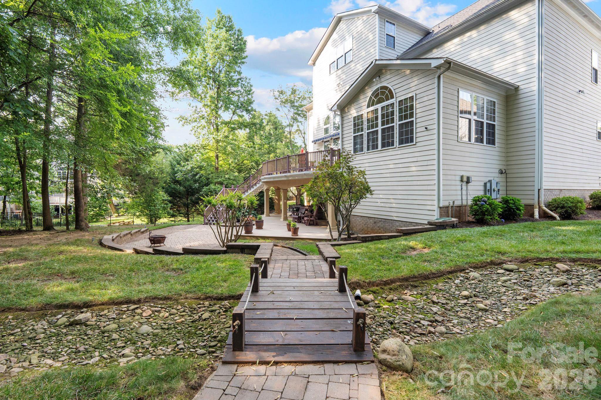 Weatherstone Manor - Residential