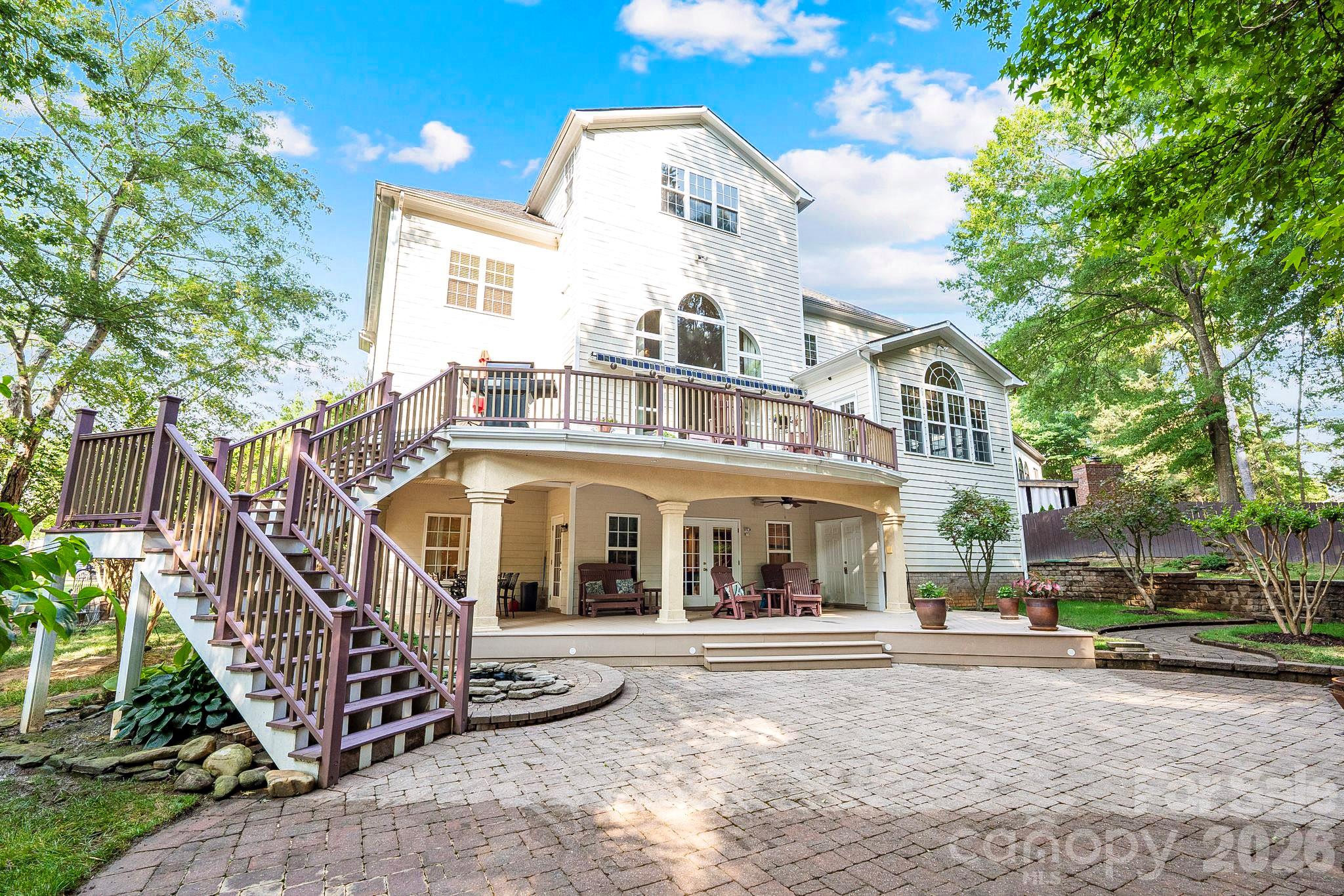 Weatherstone Manor - Residential