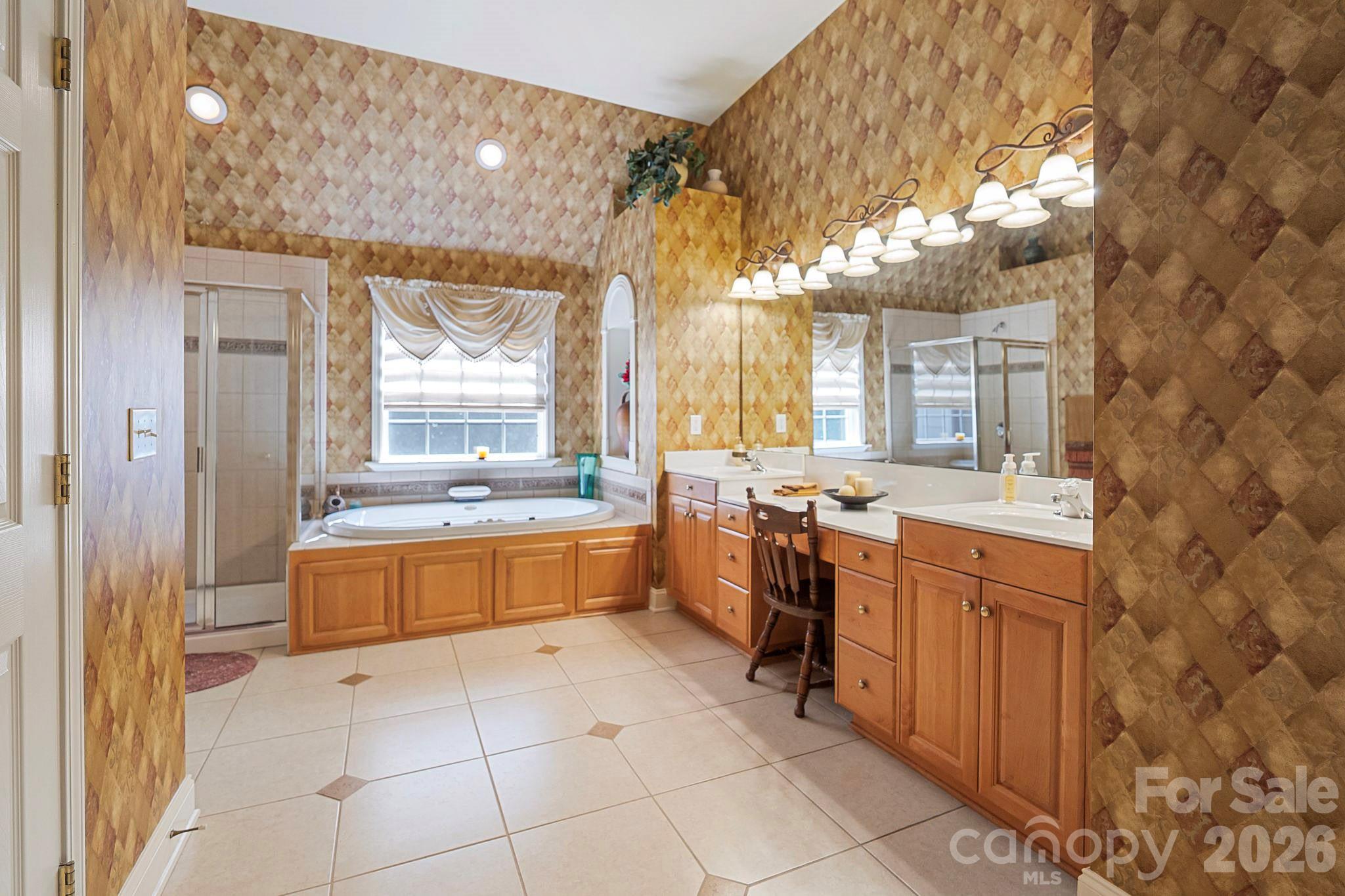 Weatherstone Manor - Residential