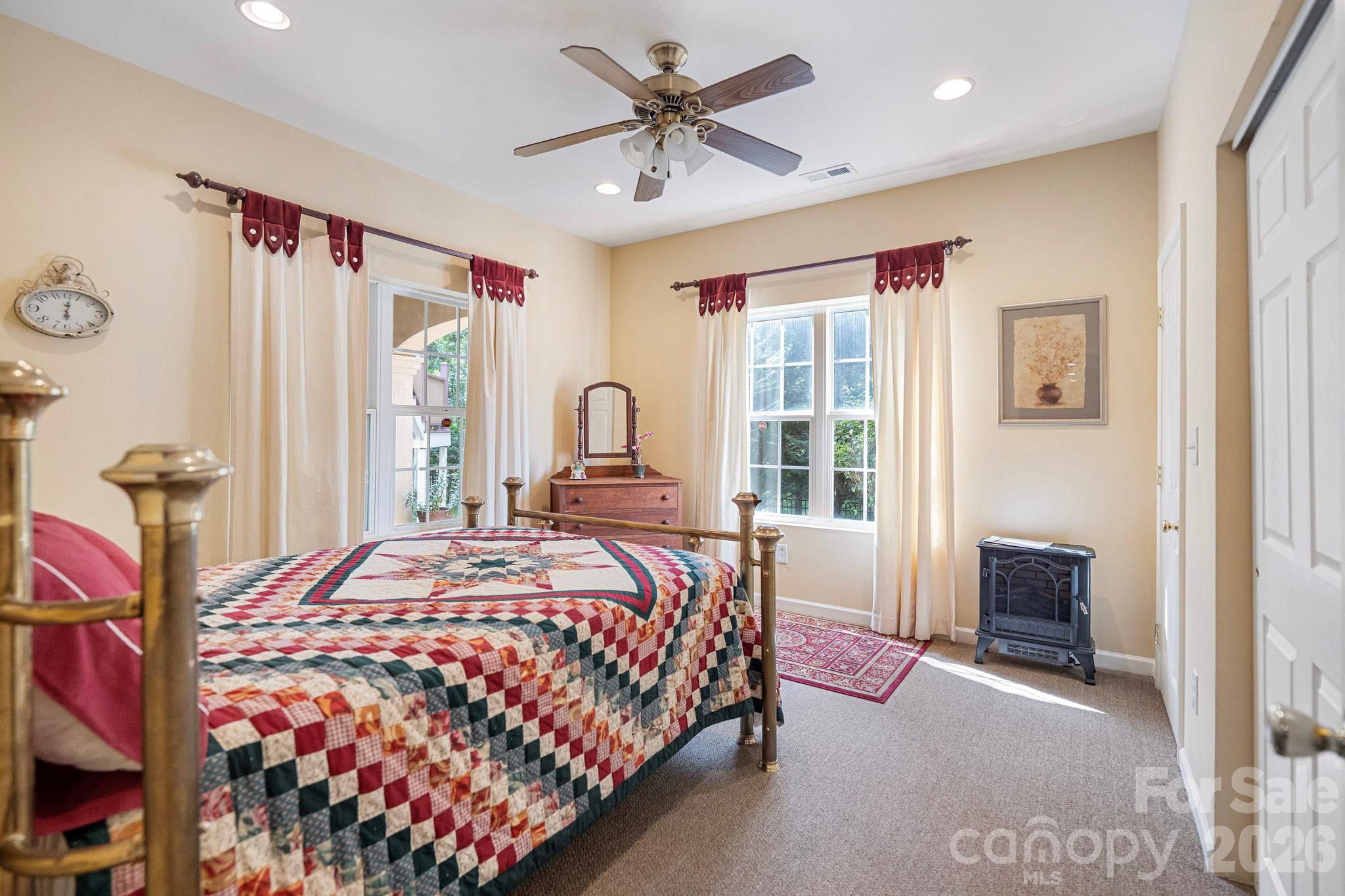 Weatherstone Manor - Residential