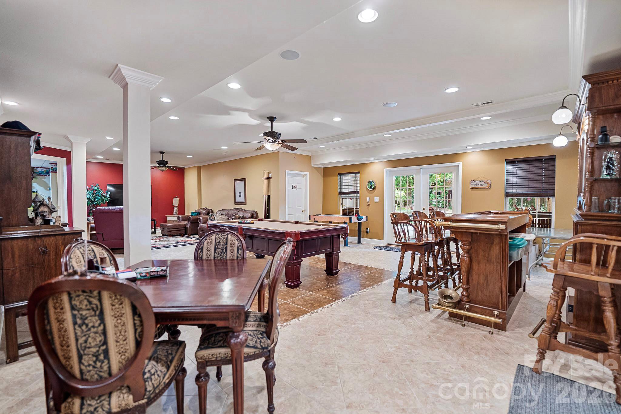 Weatherstone Manor - Residential