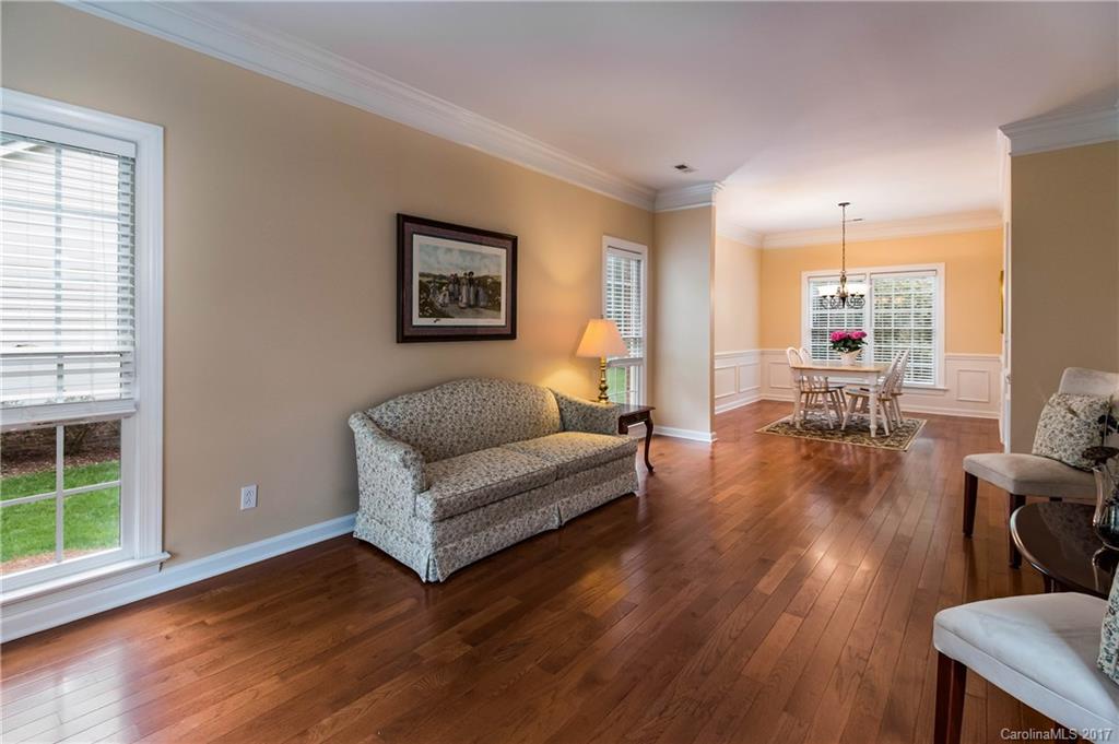 Hunters Gate - Residential