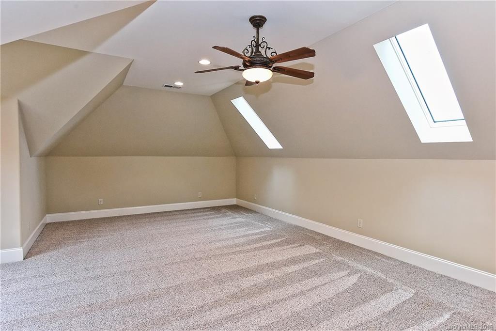The Coves at River Oaks - Residential